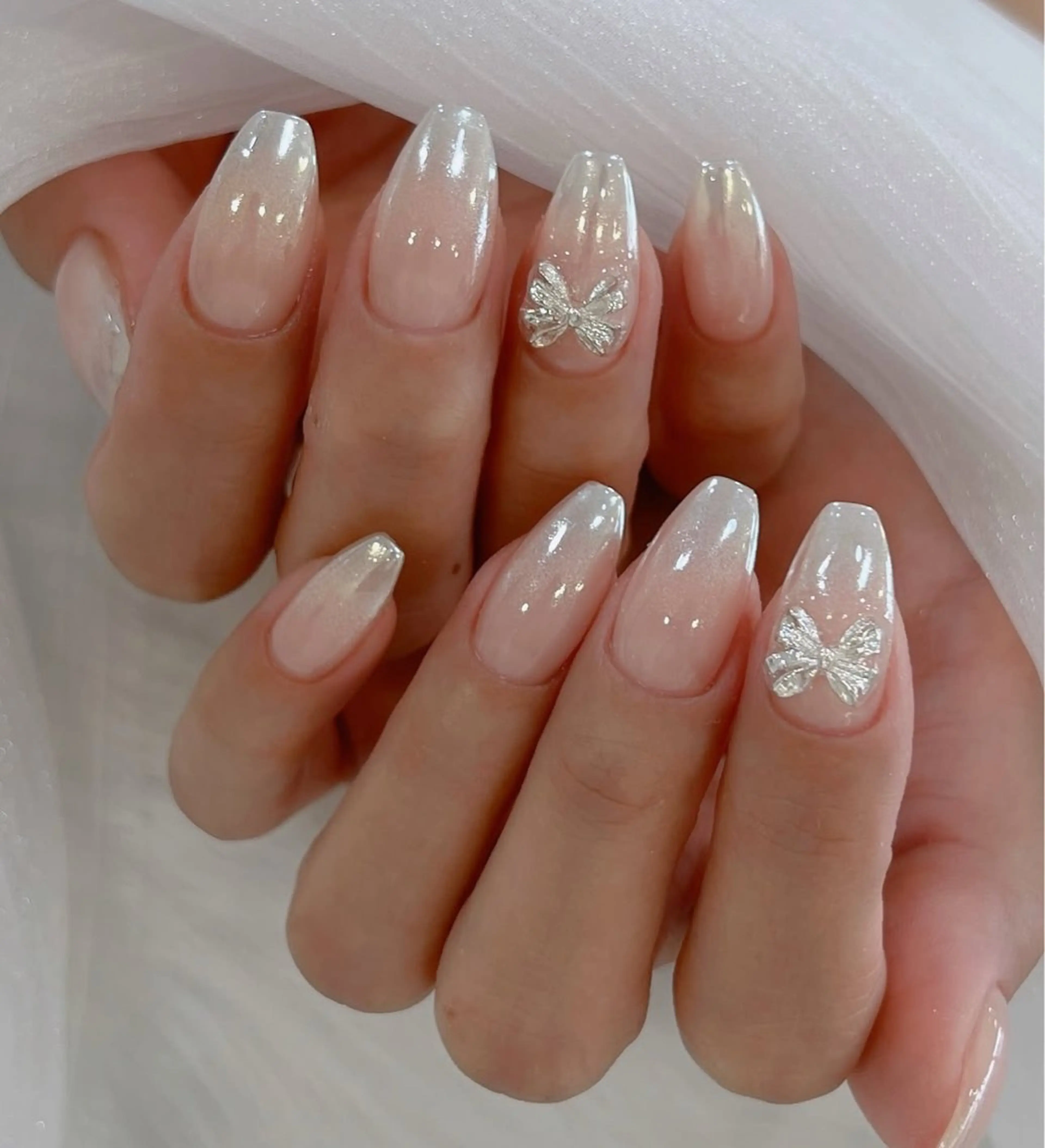 ネイル チークネイル フレンチネイル グラデーション 韓国ネイル マグネットネイル Hana nail所属・Hana Nailのネイルデザイン