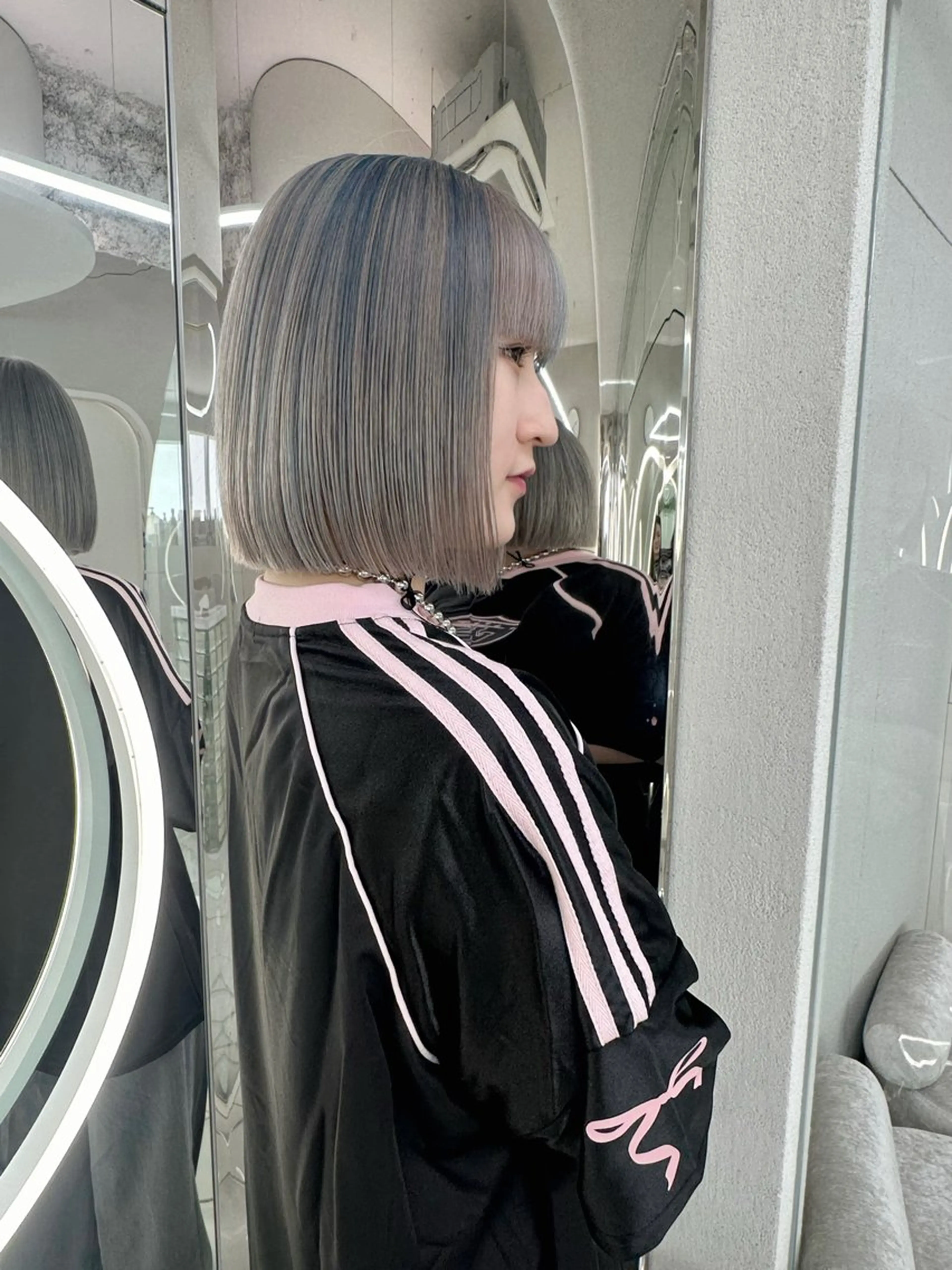 ショート カット ヘアカラー ハイトーンボブ Mizuki.のヘアスタイル