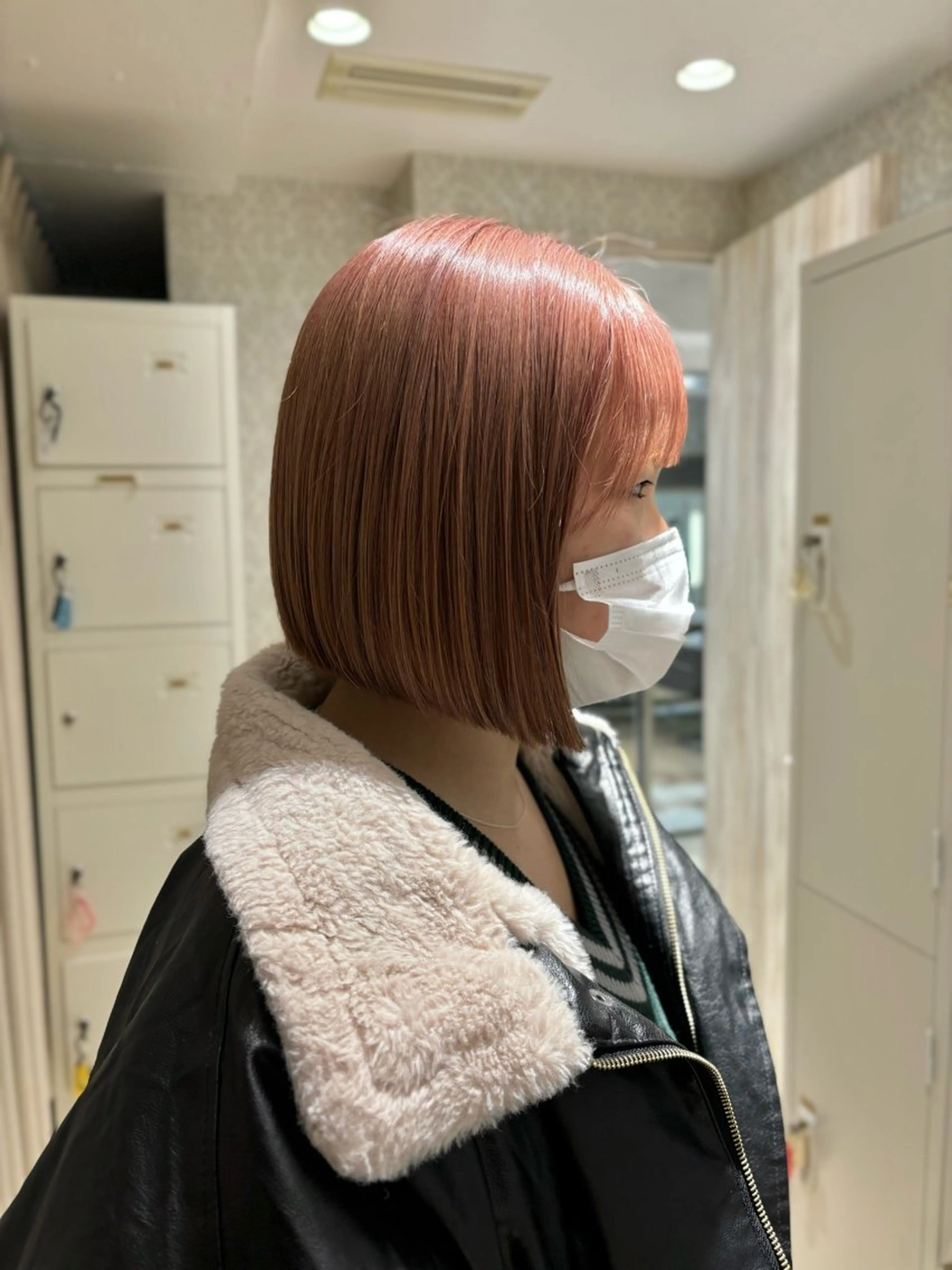 ショート カラー ブリーチ ピンクカラー ボブ サソウ ユリエ🥥のヘアスタイル