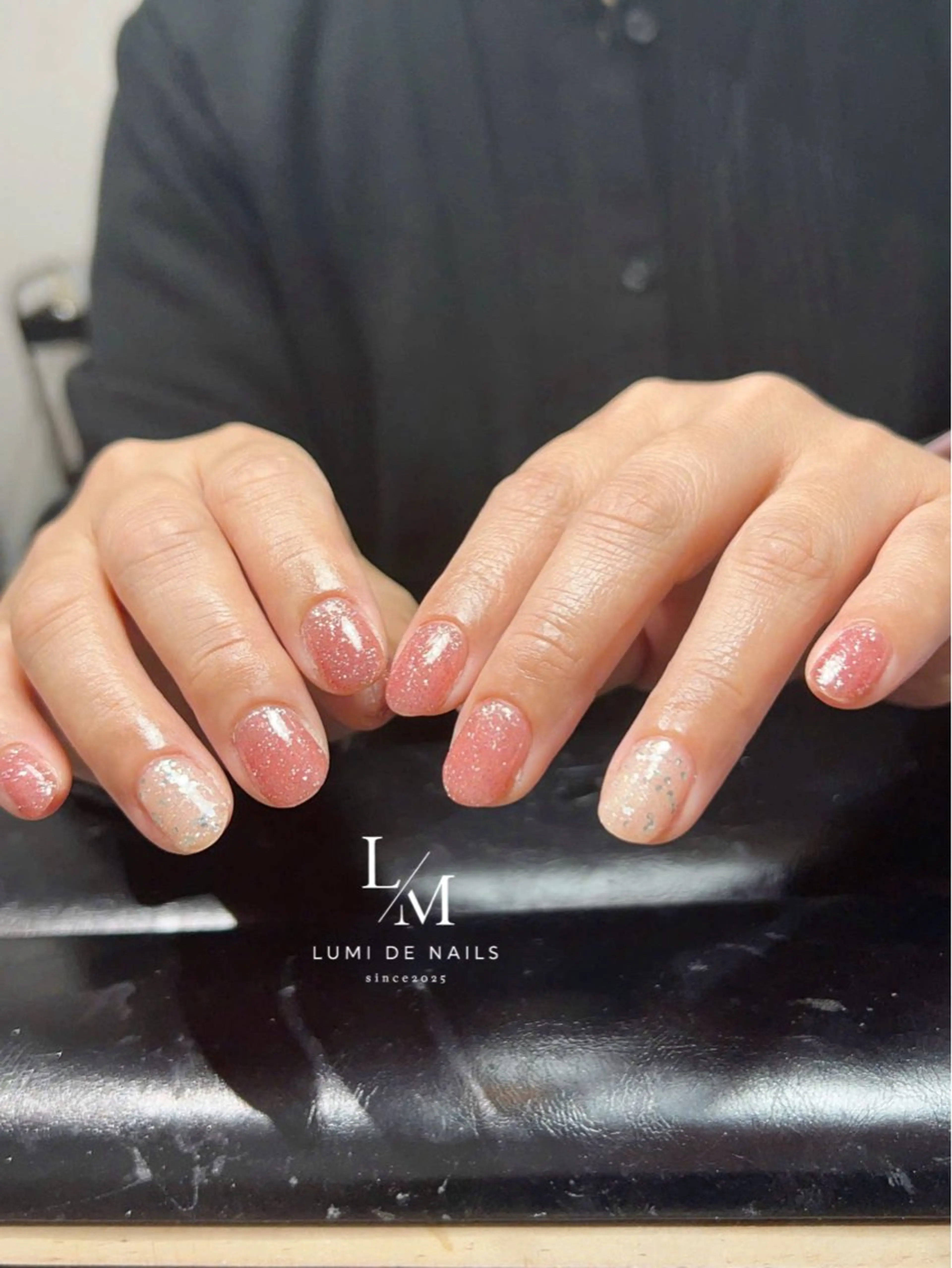 ネイル グラデーション ラメ(グリッター) マグネットネイル ミラーネイル ニュアンスネイル ハンドネイル Lumi de nailsのネイルデザイン