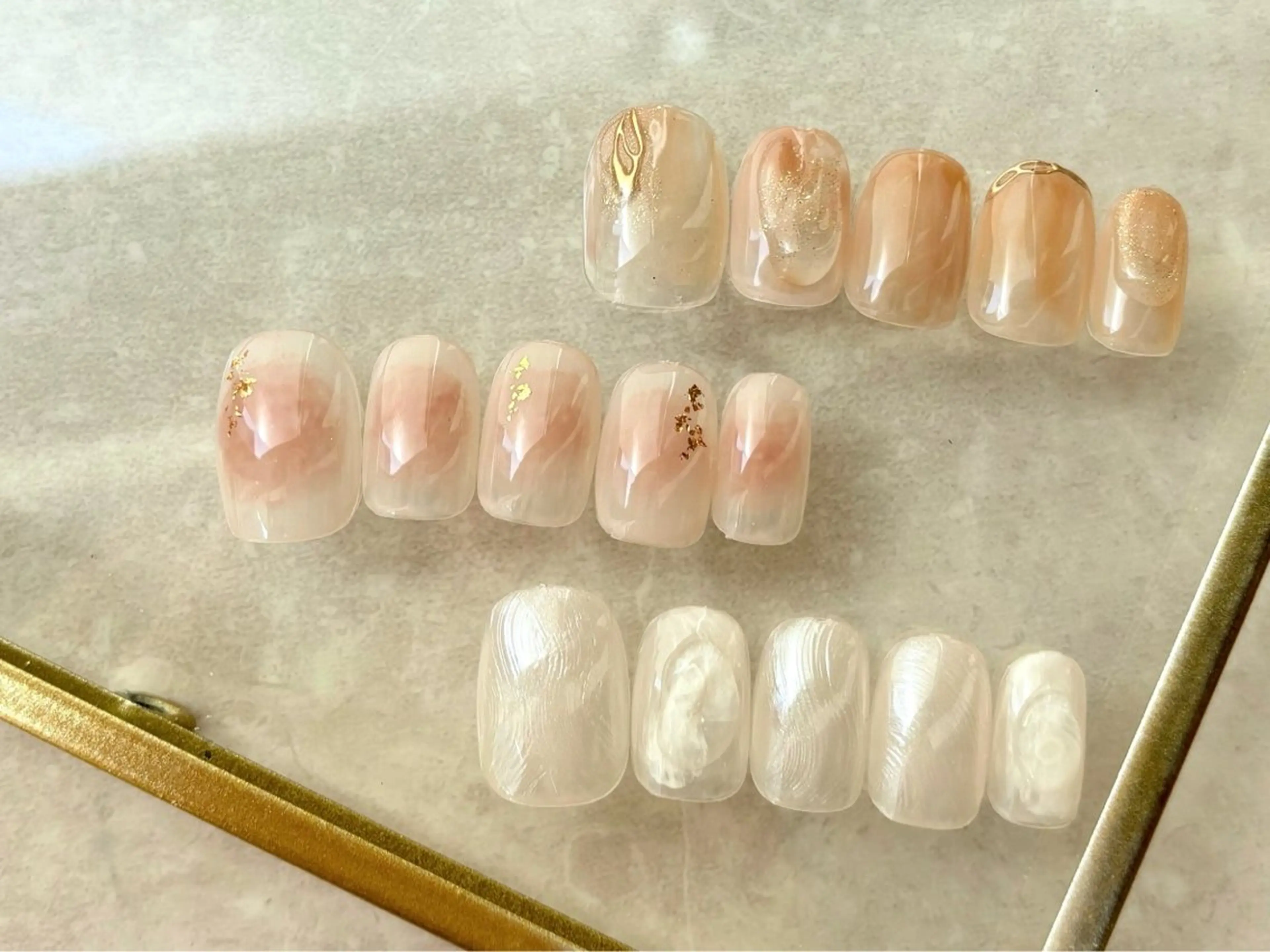 ネイル ニュアンスネイル aoi .のネイルデザイン