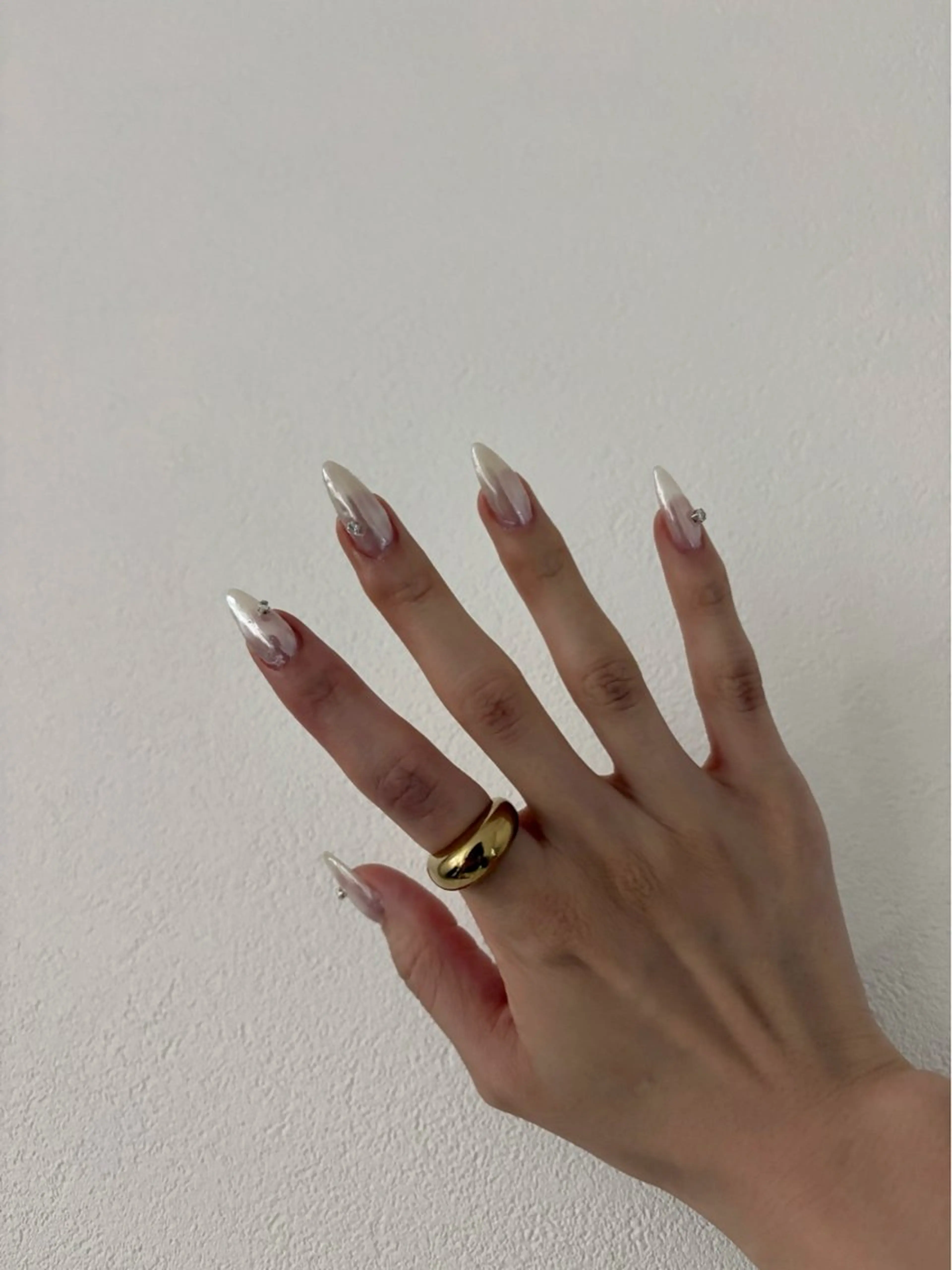 ネイル ミラーネイル シルバー ストーンネイル Rioka 栄 | 矢場町のネイルデザイン