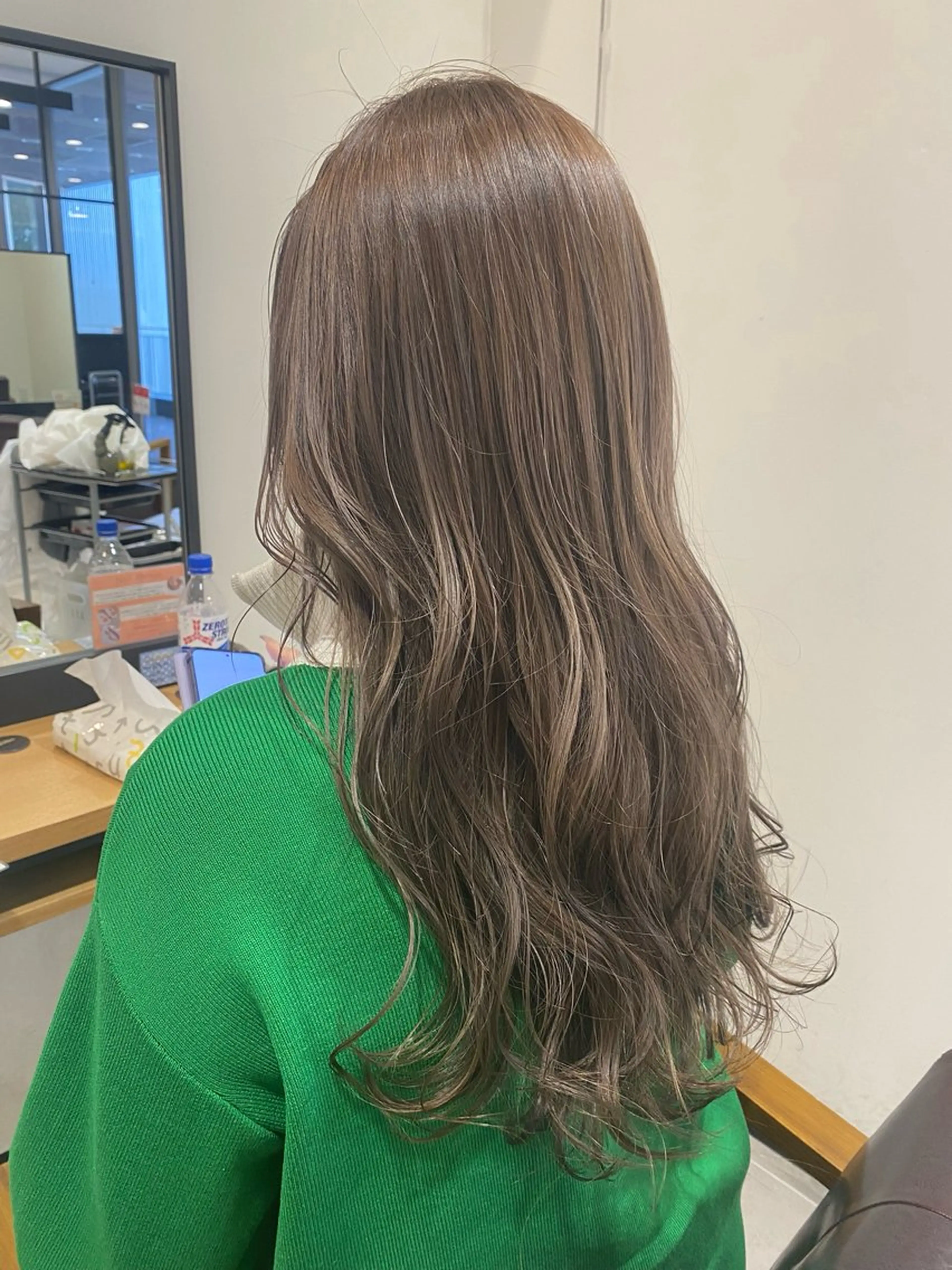 セミロング 梅田 翔一朗のヘアスタイル