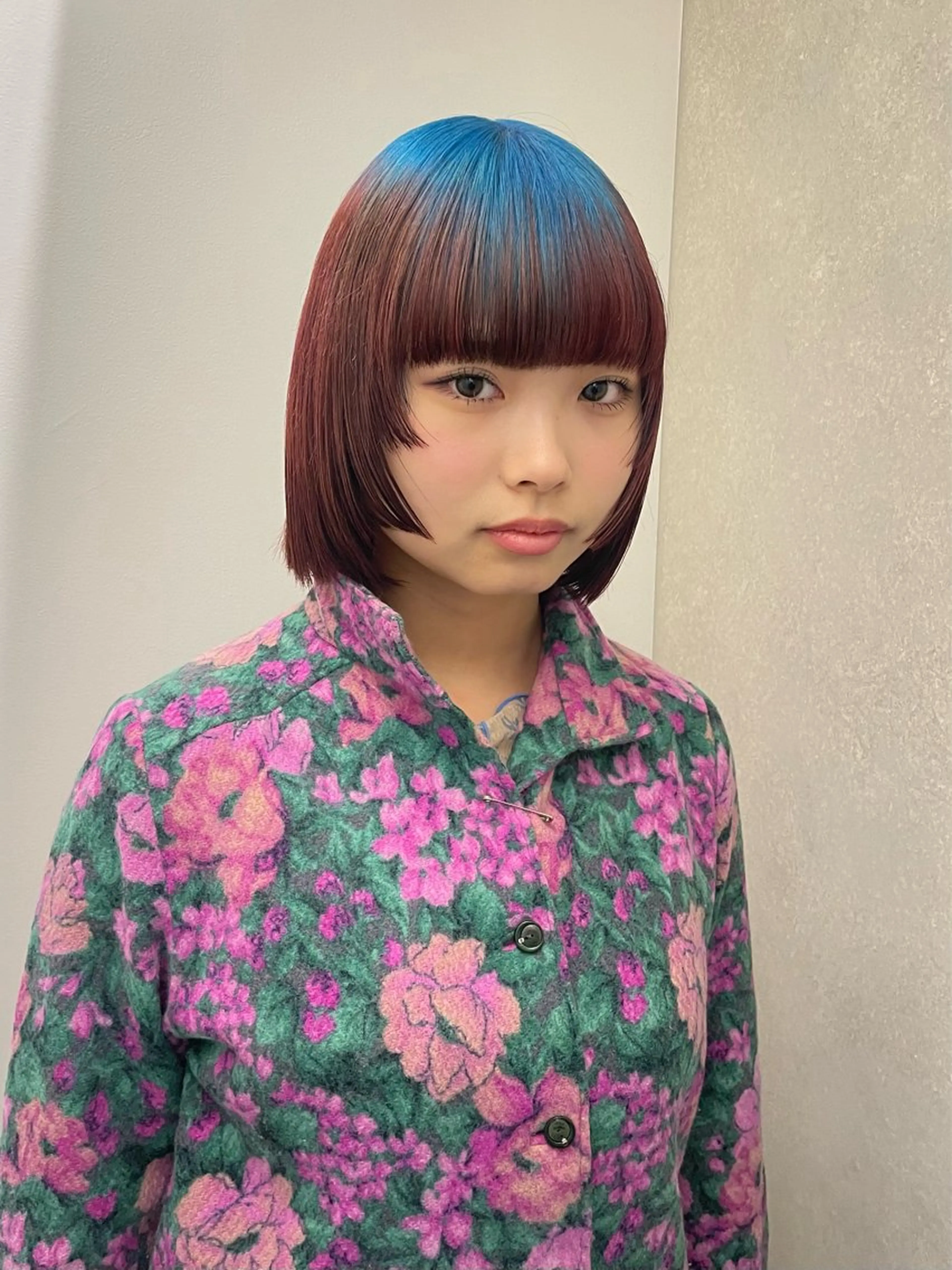 カラー カット デザインカラー 🎀REINA🎀のヘアスタイル