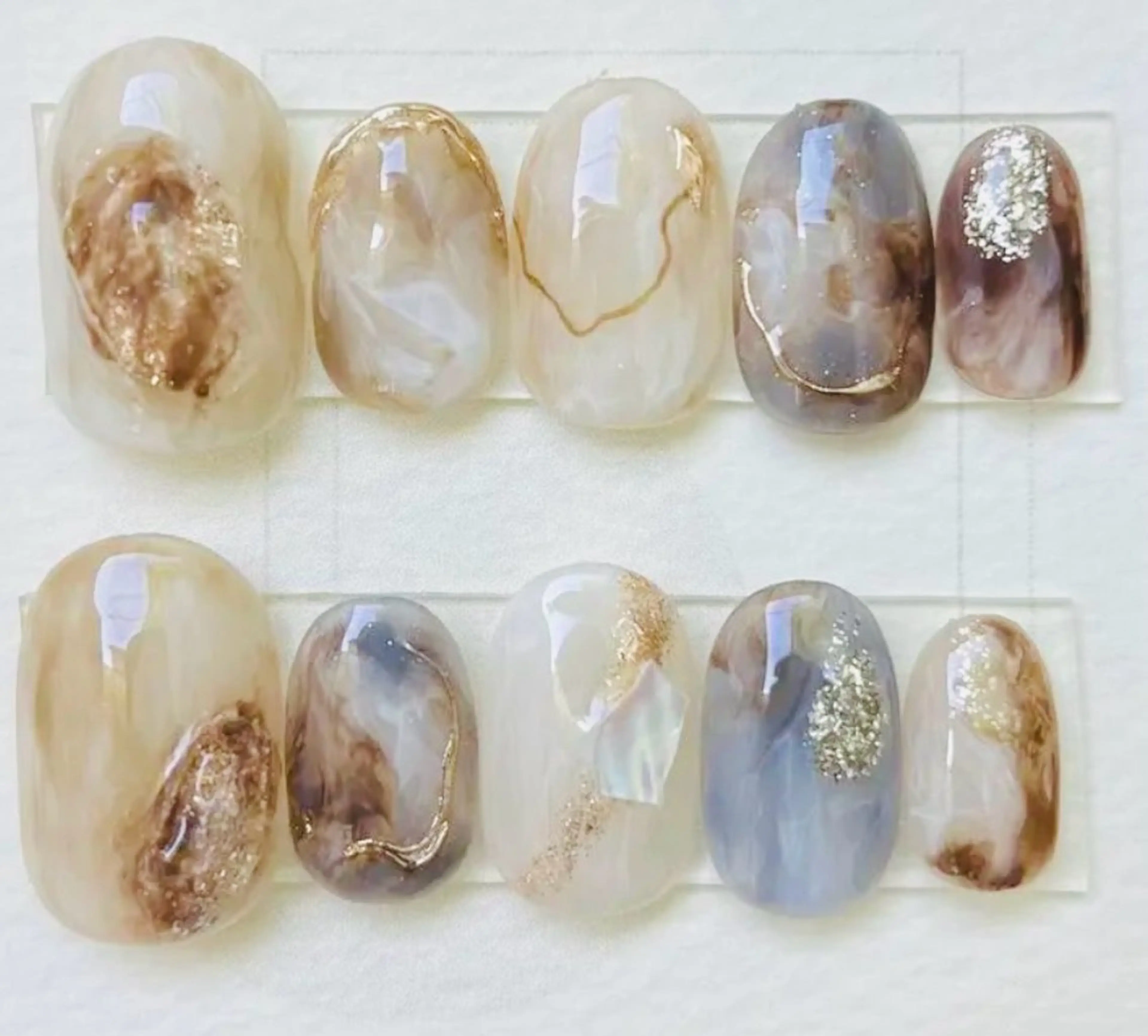 ネイル アートネイル 長さ出し フットネイル ジェルネイル マグネットネイル LUCIA 南柏ネイルサロンのネイルデザイン