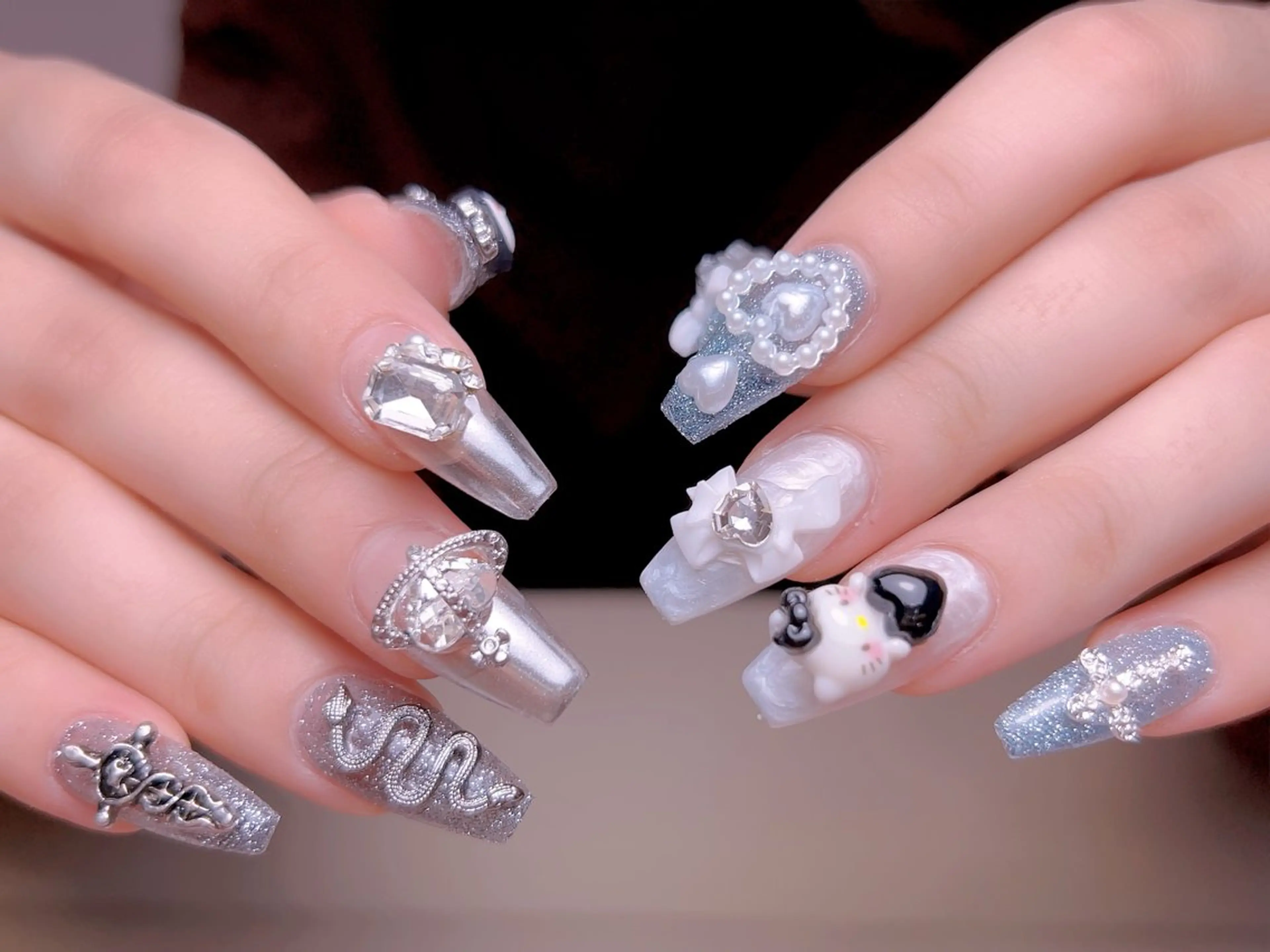 ネイル フレンチネイル ジェルネイル グラデーション 韓国ネイル マグネットネイル ハンドネイル 【長さ出し】 IRIS NAILのネイルデザイン