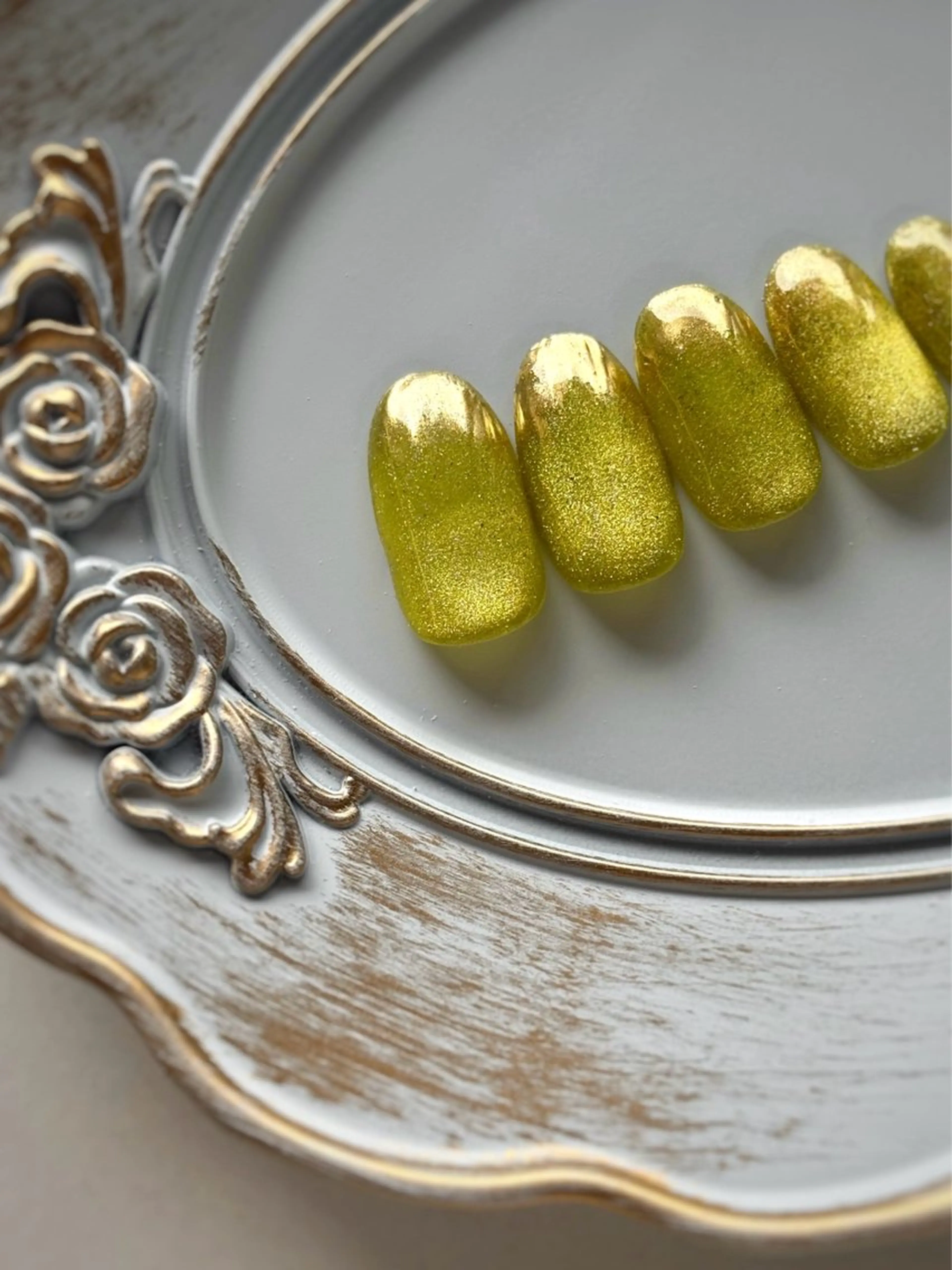 ネイル ハンドネイル FIORITURA Maikoのネイルデザイン