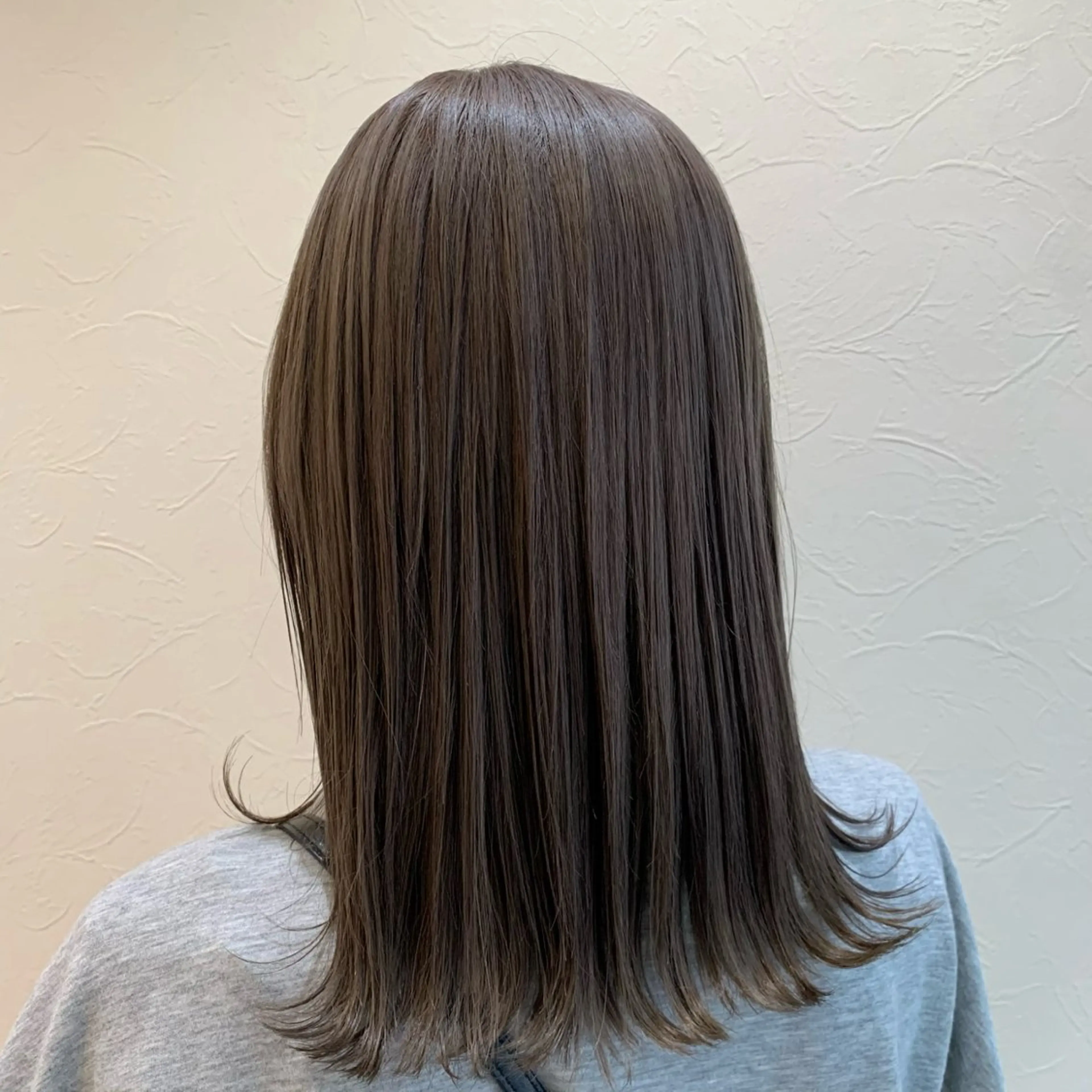 セミロング カラー ヘアアレンジ 小筆 直也のヘアスタイル