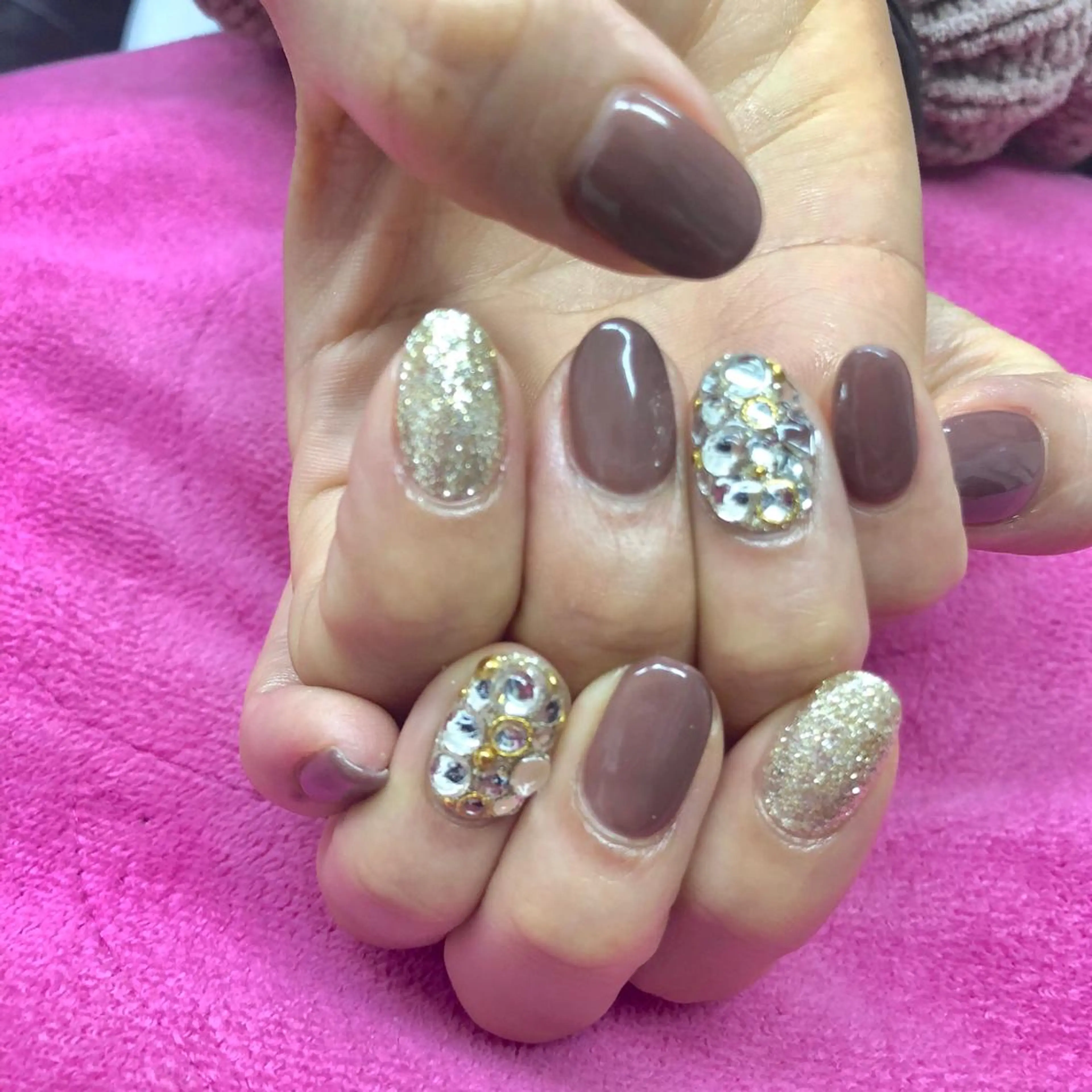 ネイル ストーンネイル Tocowaka マエダのネイルデザイン