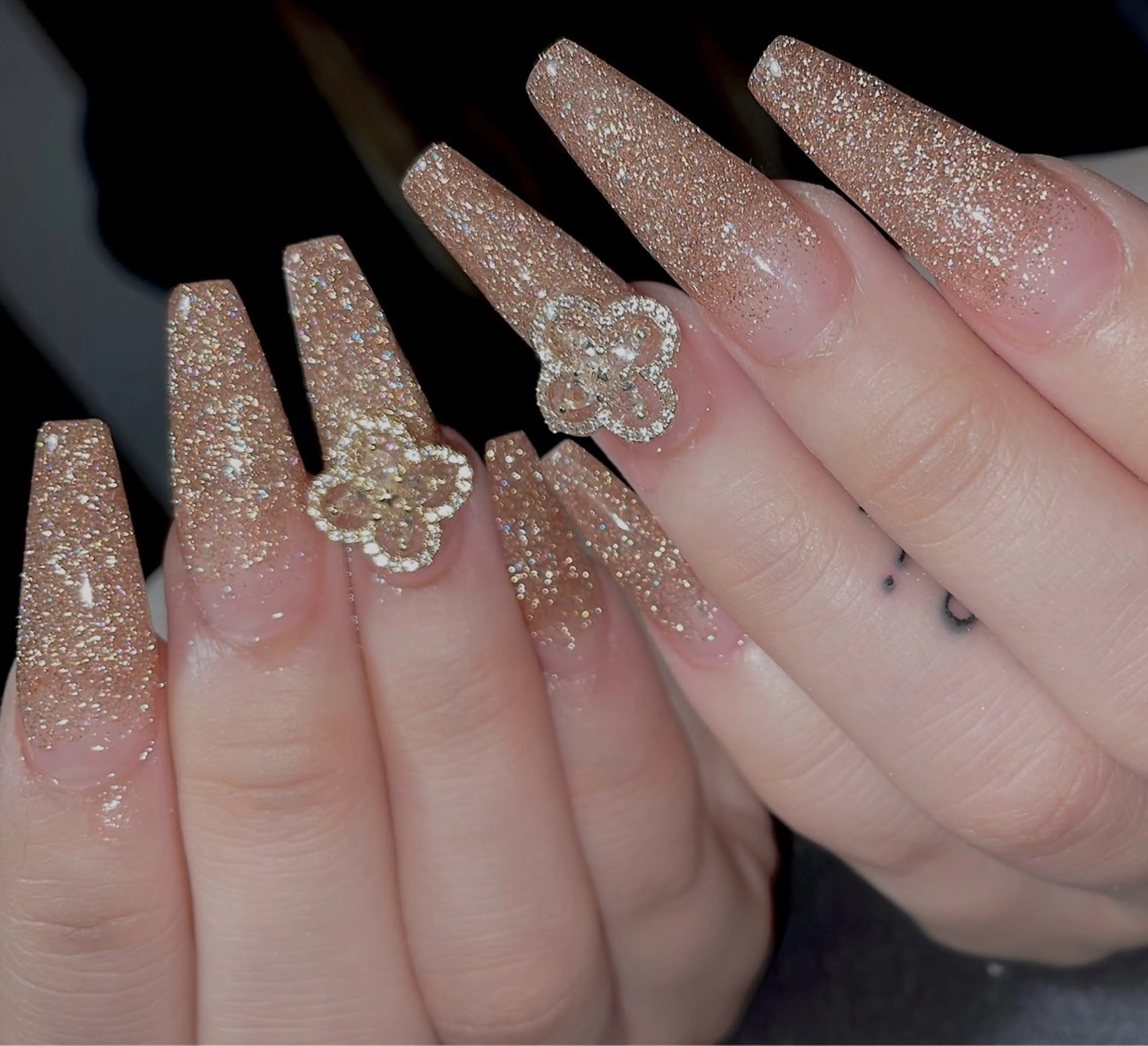 ネイル Spiky とうげ ふうかのネイルデザイン