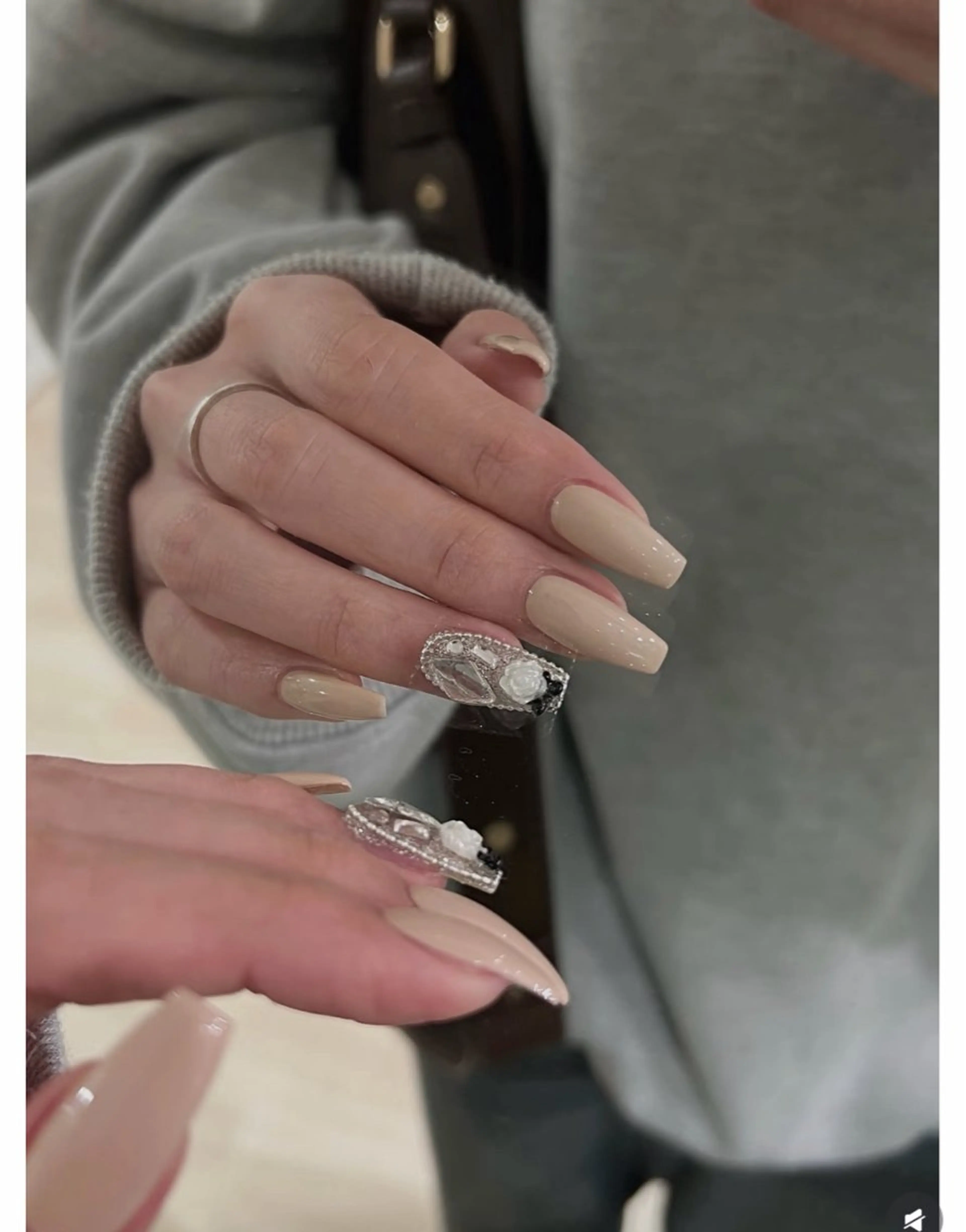 ネイル フレンチネイル キラキラネイル 韓国ネイル シンプルネイル ワンホンネイル ハンドネイル MEI Nailのネイルデザイン