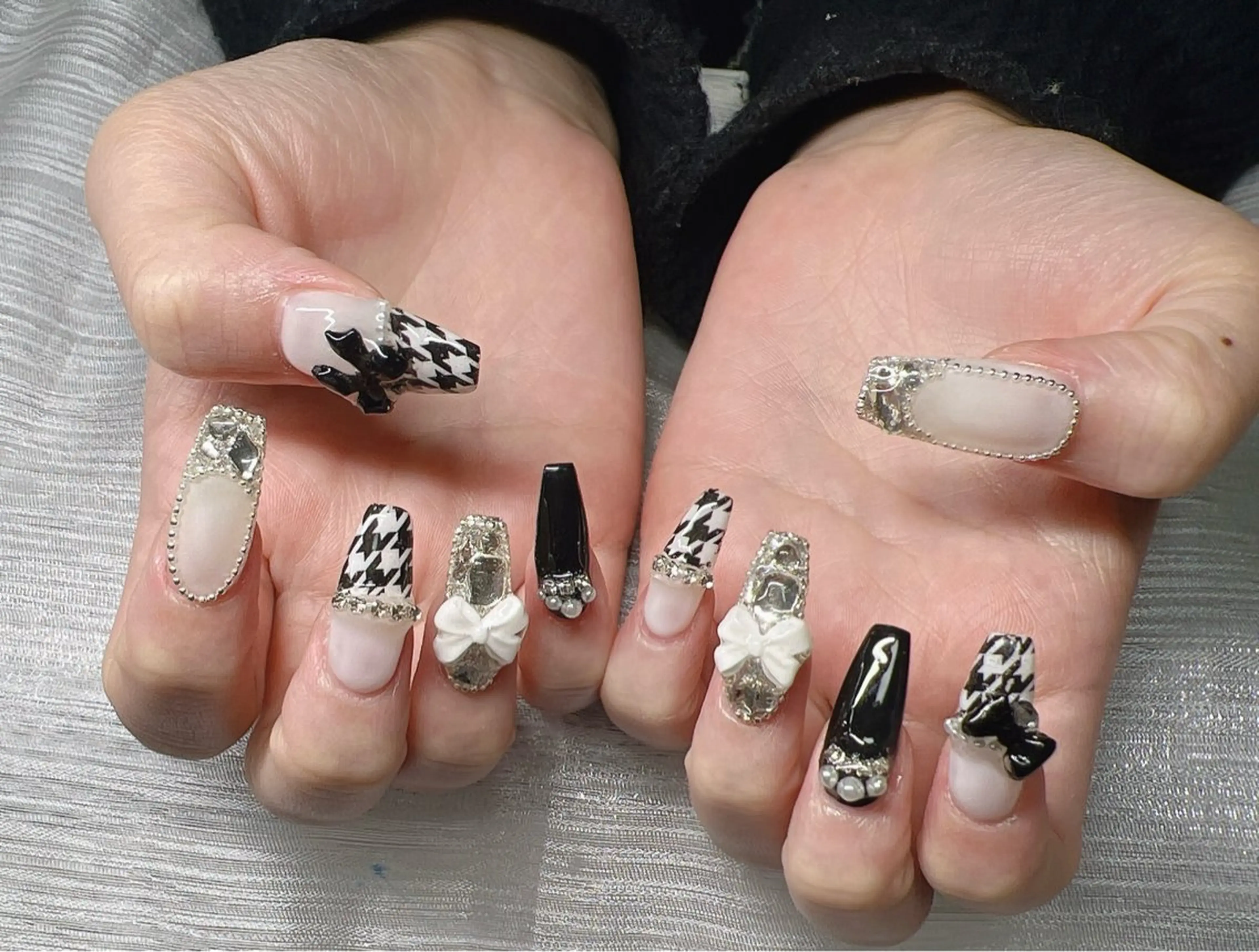 ネイル オーロラネイル チークネイル 長さ出し フットネイル フレンチネイル Lee Nails チップ長さだし専門店のネイルデザイン