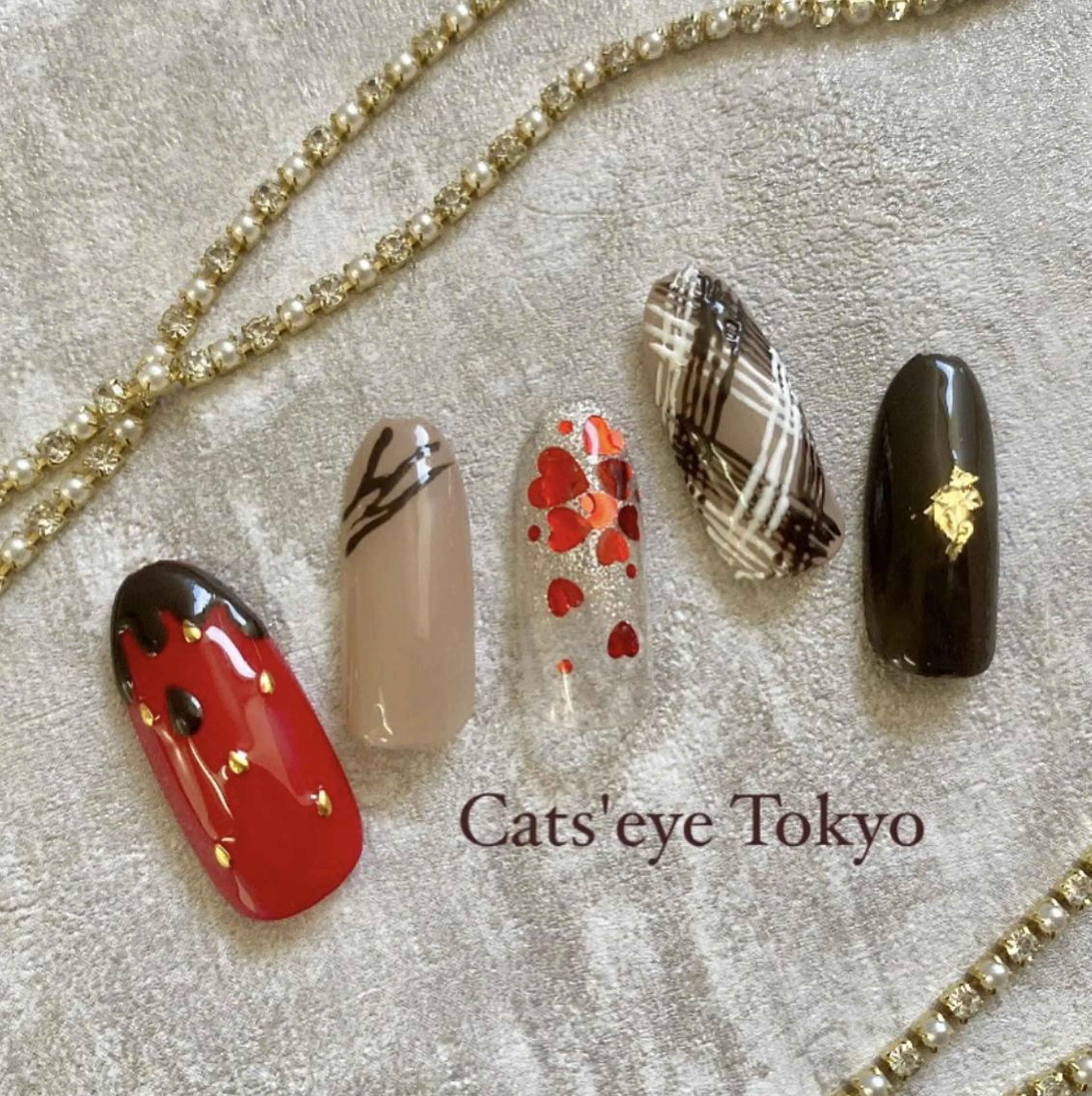 ネイル アートネイル ジェルネイル マグネットネイル ミラーネイル ニュアンスネイル Cat's eye TOKYO 新宿店のネイルデザイン