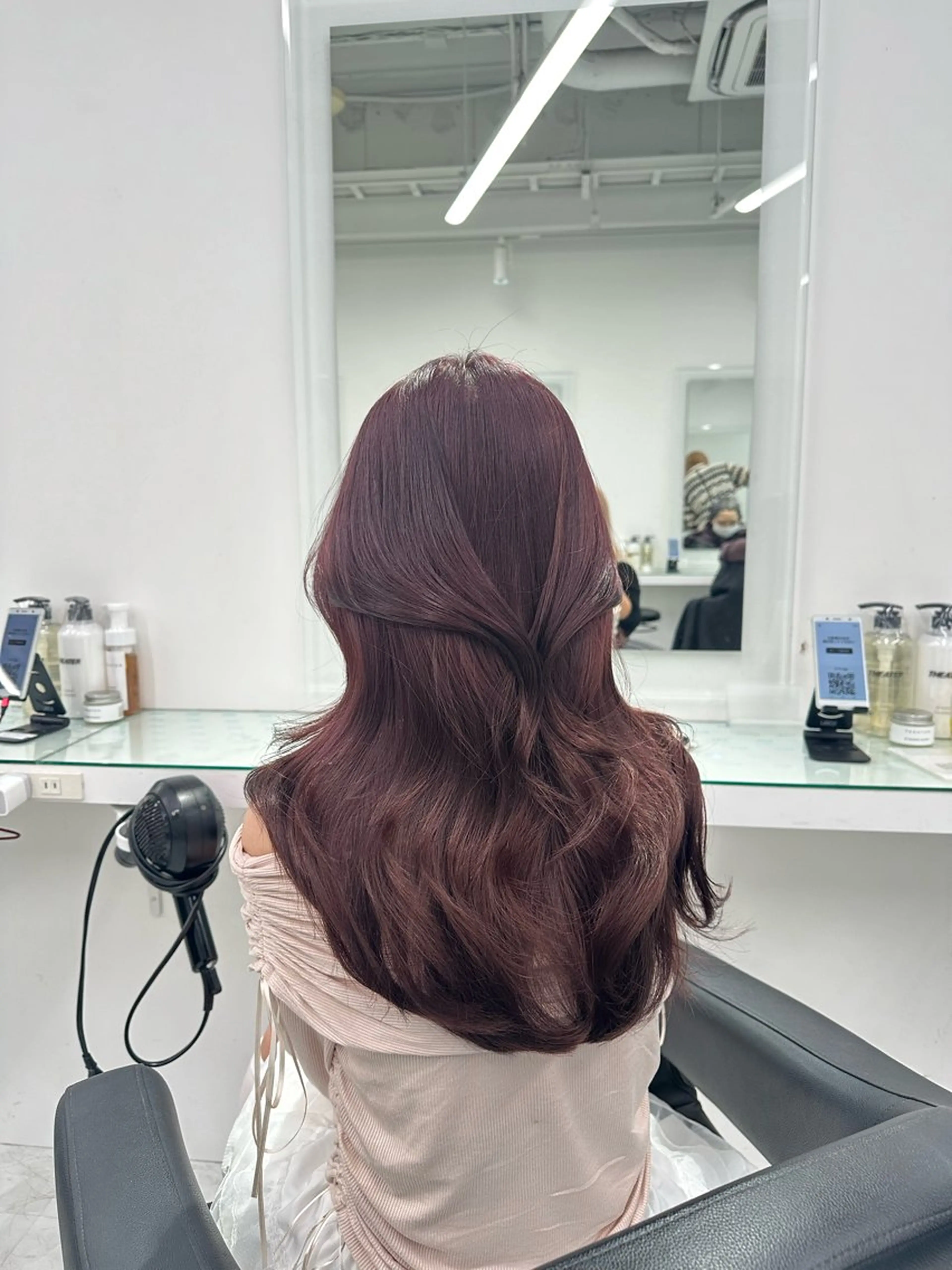 セミロング カラー ❄最強かわいいカラー ❄️MINA❄️のヘアスタイル