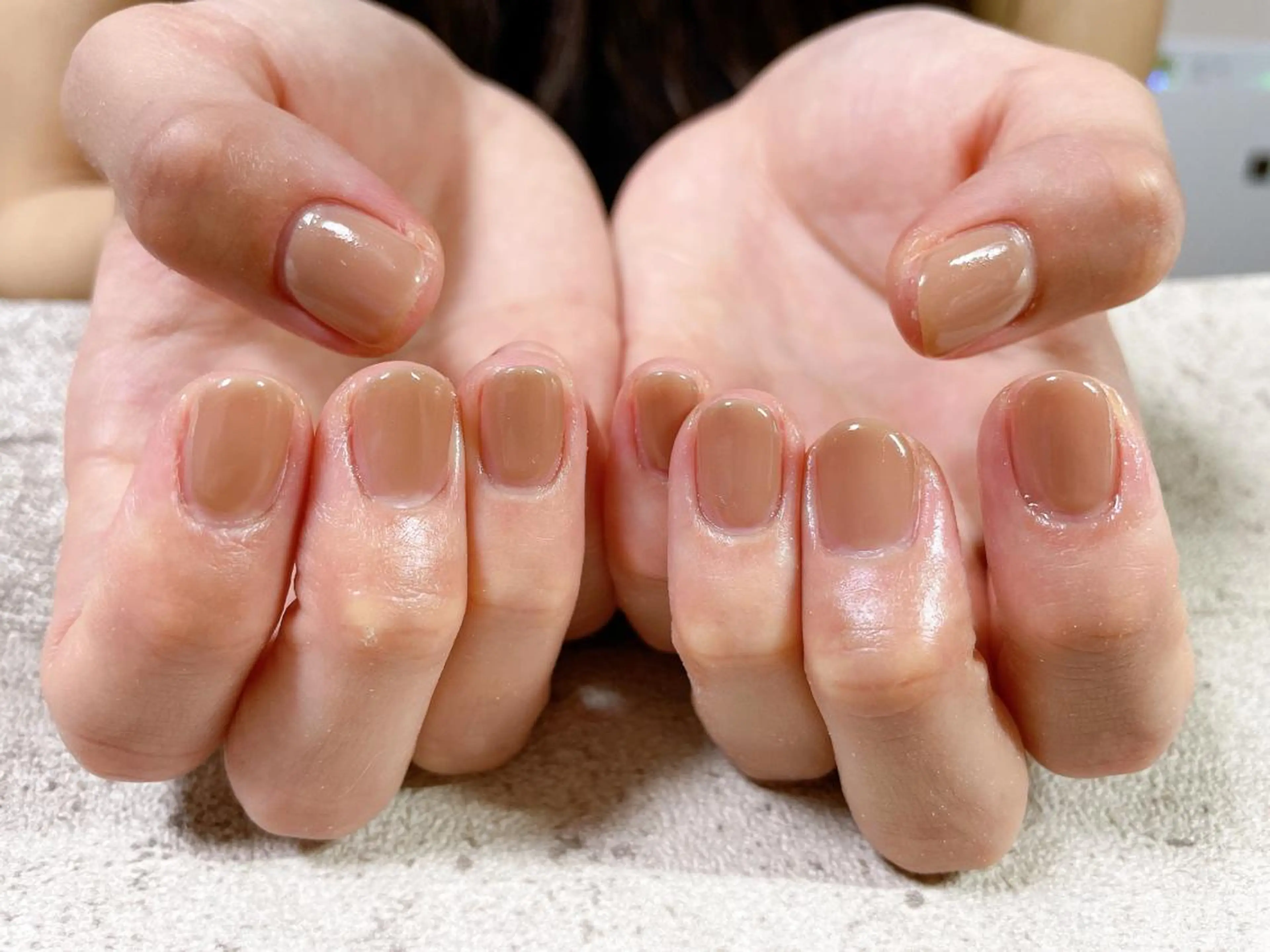 ネイル ワンカラーネイル mogunail &blowのネイルデザイン