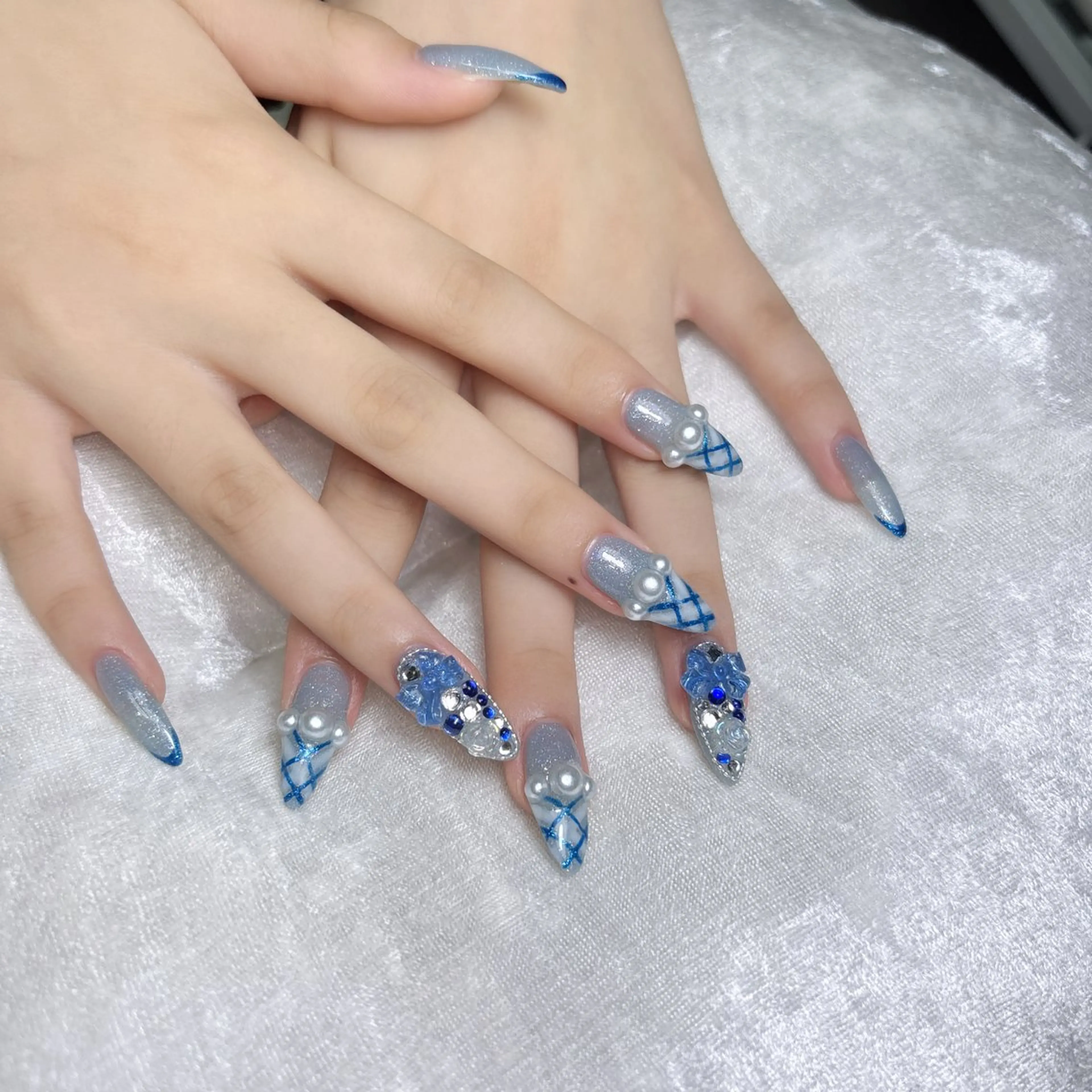 ネイル ハンドネイル ハンドケア Airis所属・Airis aiのネイルデザイン