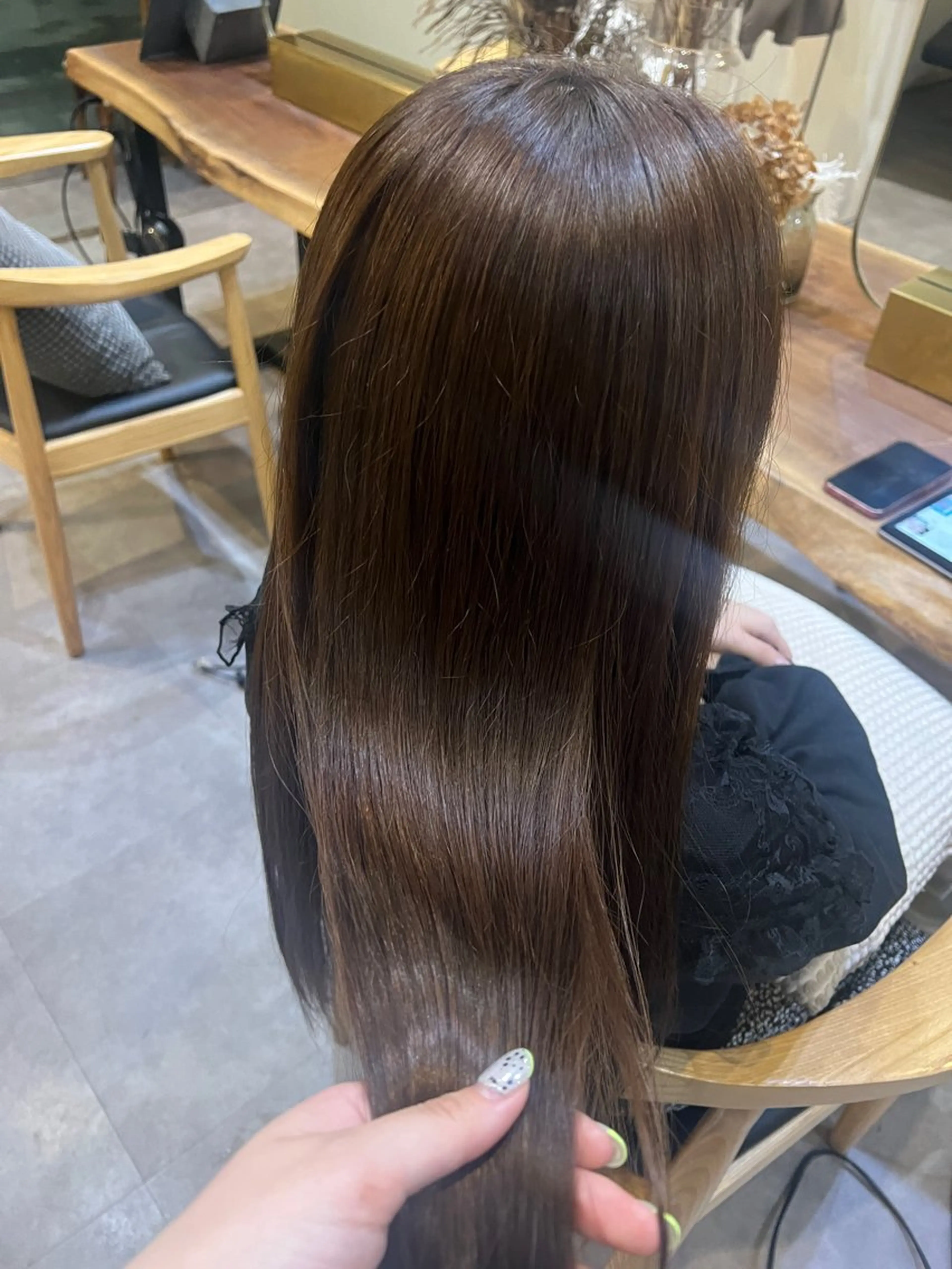 ロング ヘアカラー 浜崎 恵澄のヘアスタイル