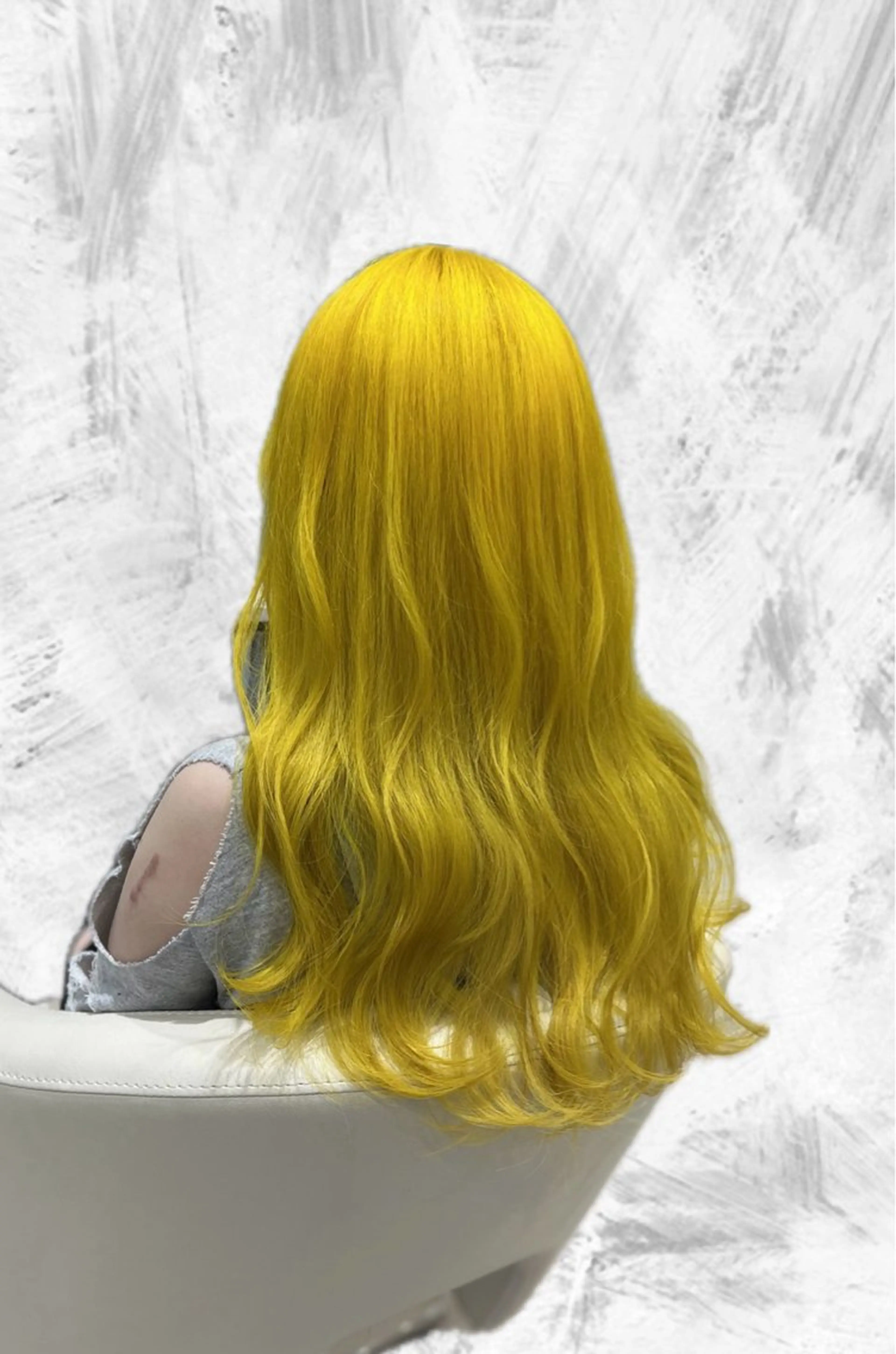 ロング カット ヘアカラー 岡田 瞬のヘアスタイル