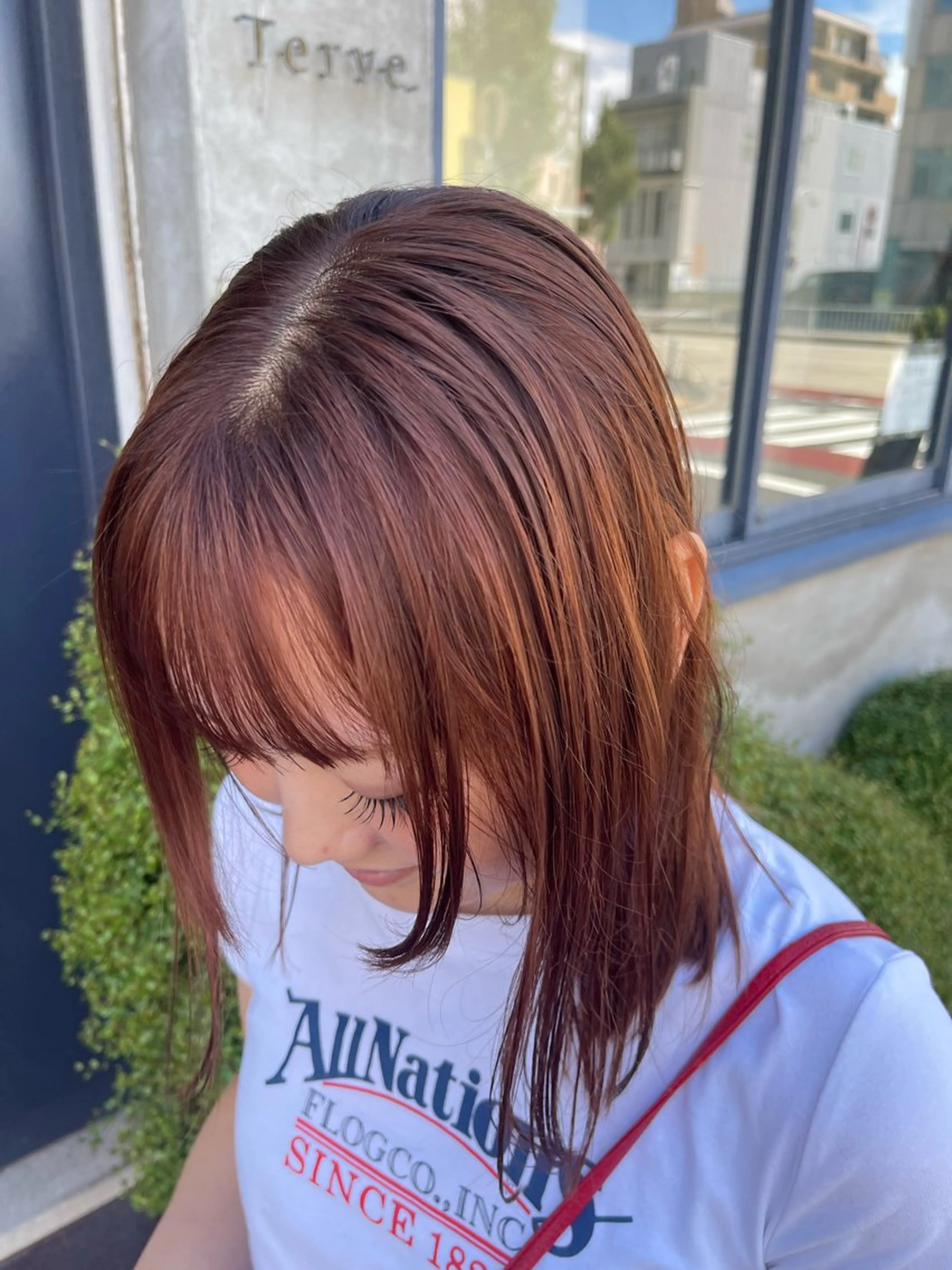 ミディアム カラー Terve.野崎 真里奈のヘアスタイル