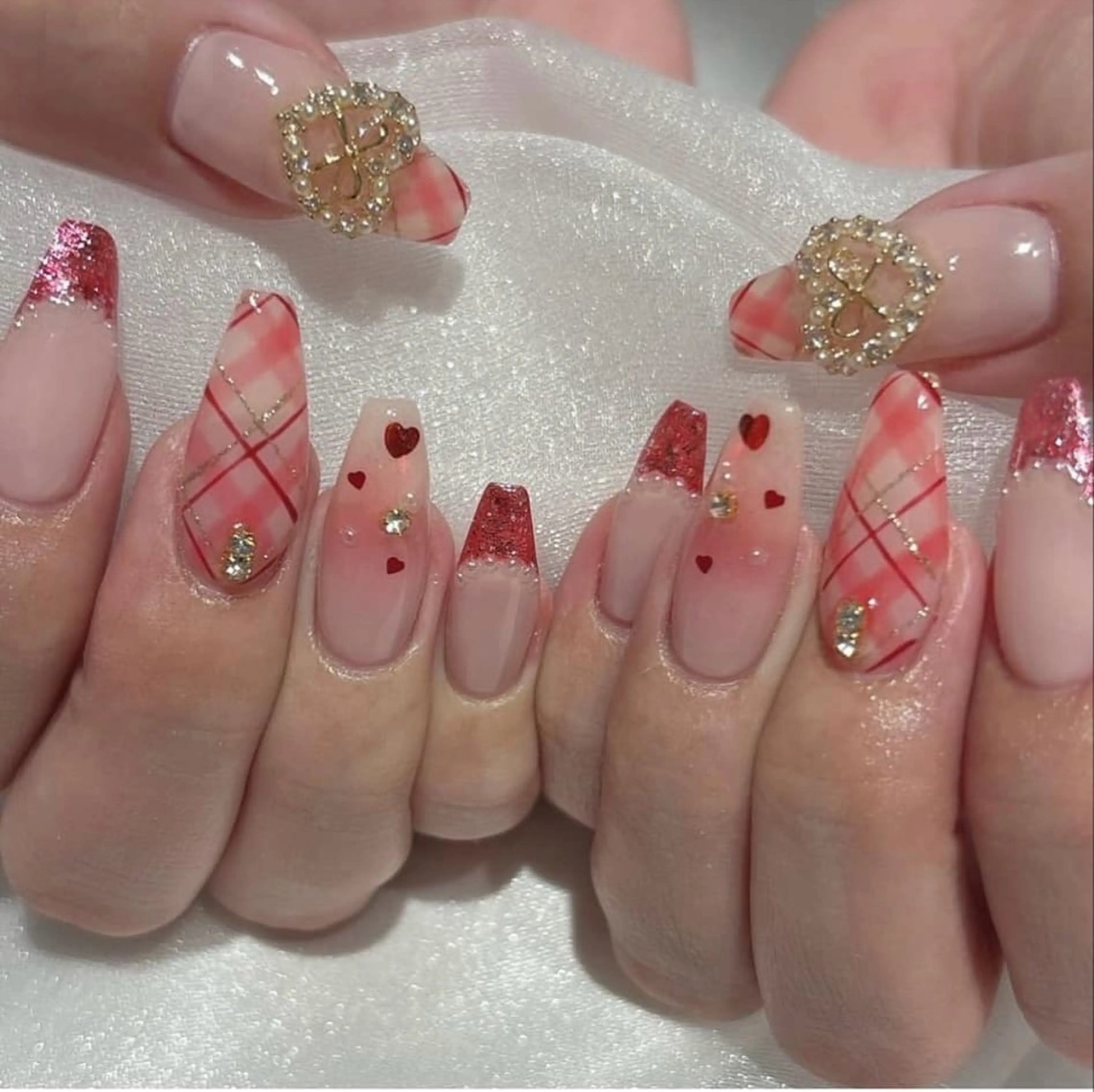 ネイル 長さ出し グラデーション キラキラネイル マグネットネイル ミラーネイル Lee Nails チップ長さだし専門店のネイルデザイン