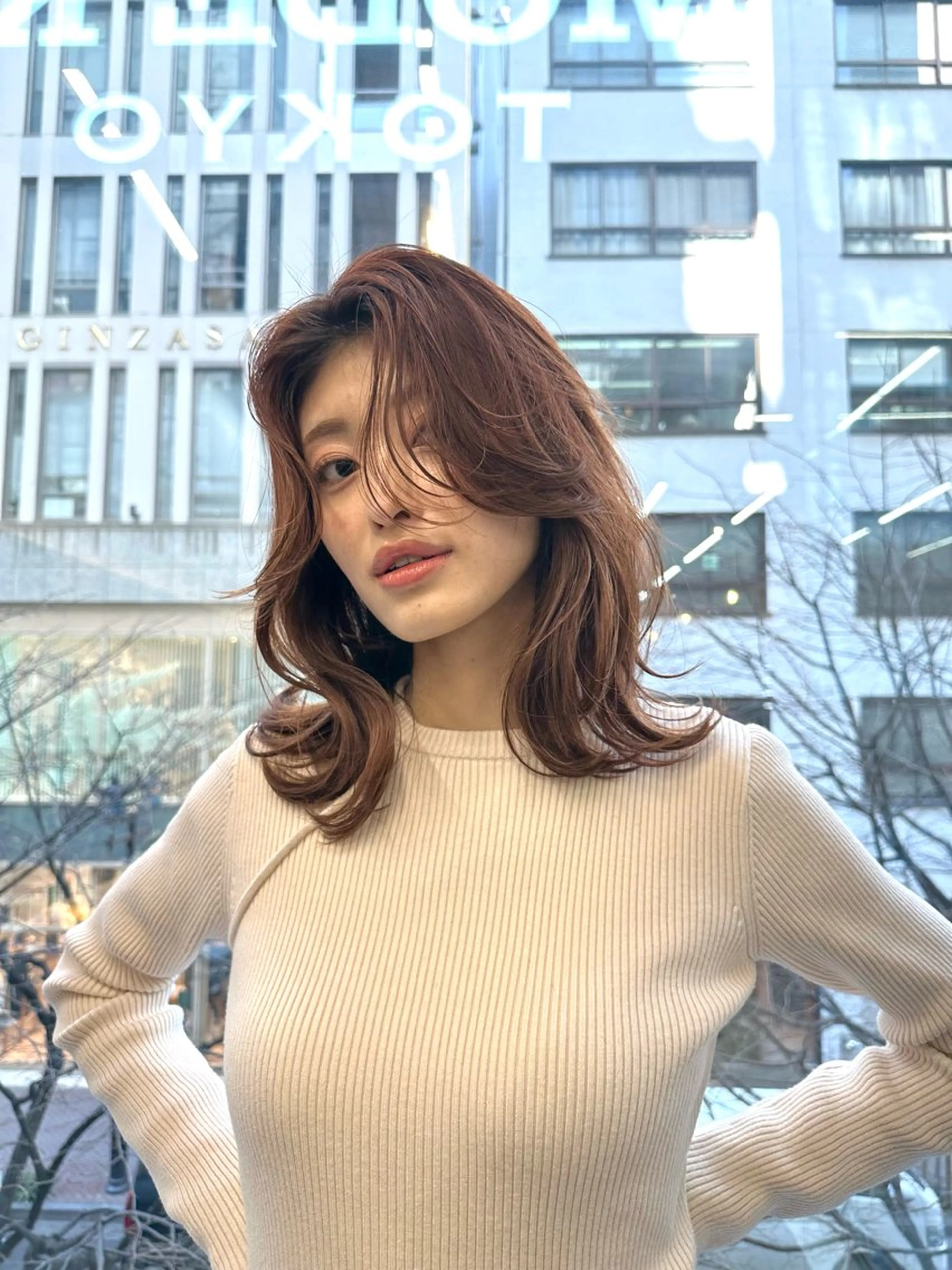 セミロング Misora/ボブ/ レイヤー/艶カラーのヘアスタイル