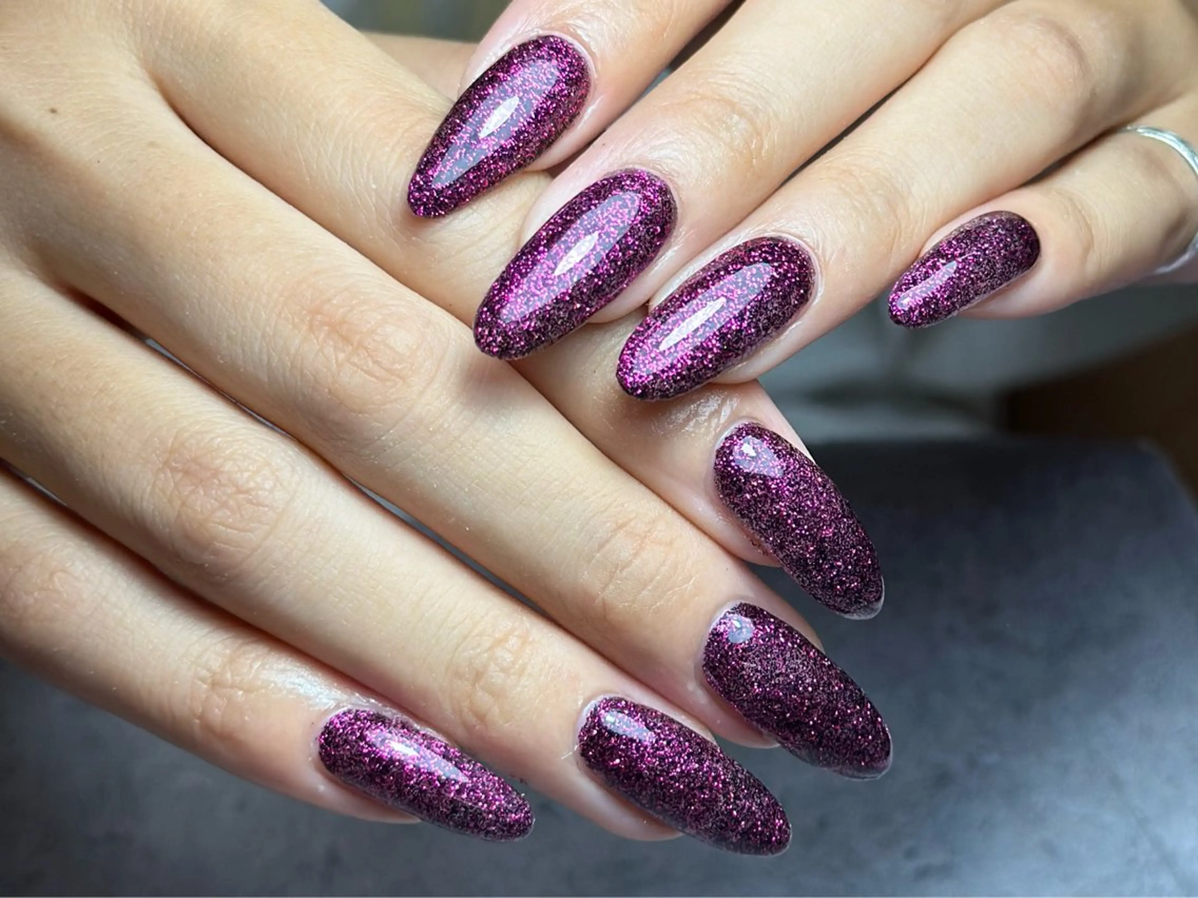 ネイル 7LOOKS フェンのネイルデザイン