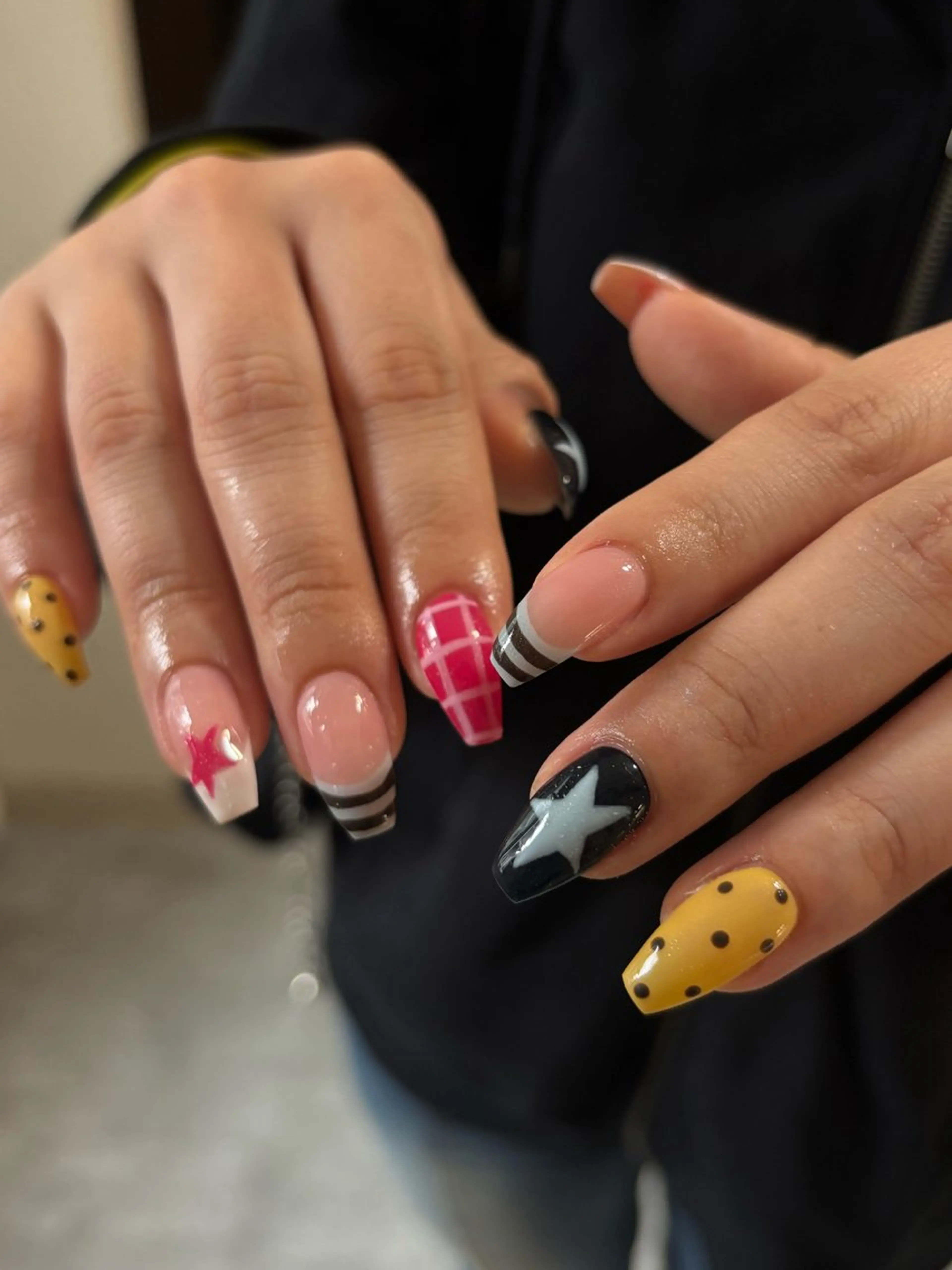 ネイル Nailstudio Hulmのネイルデザイン