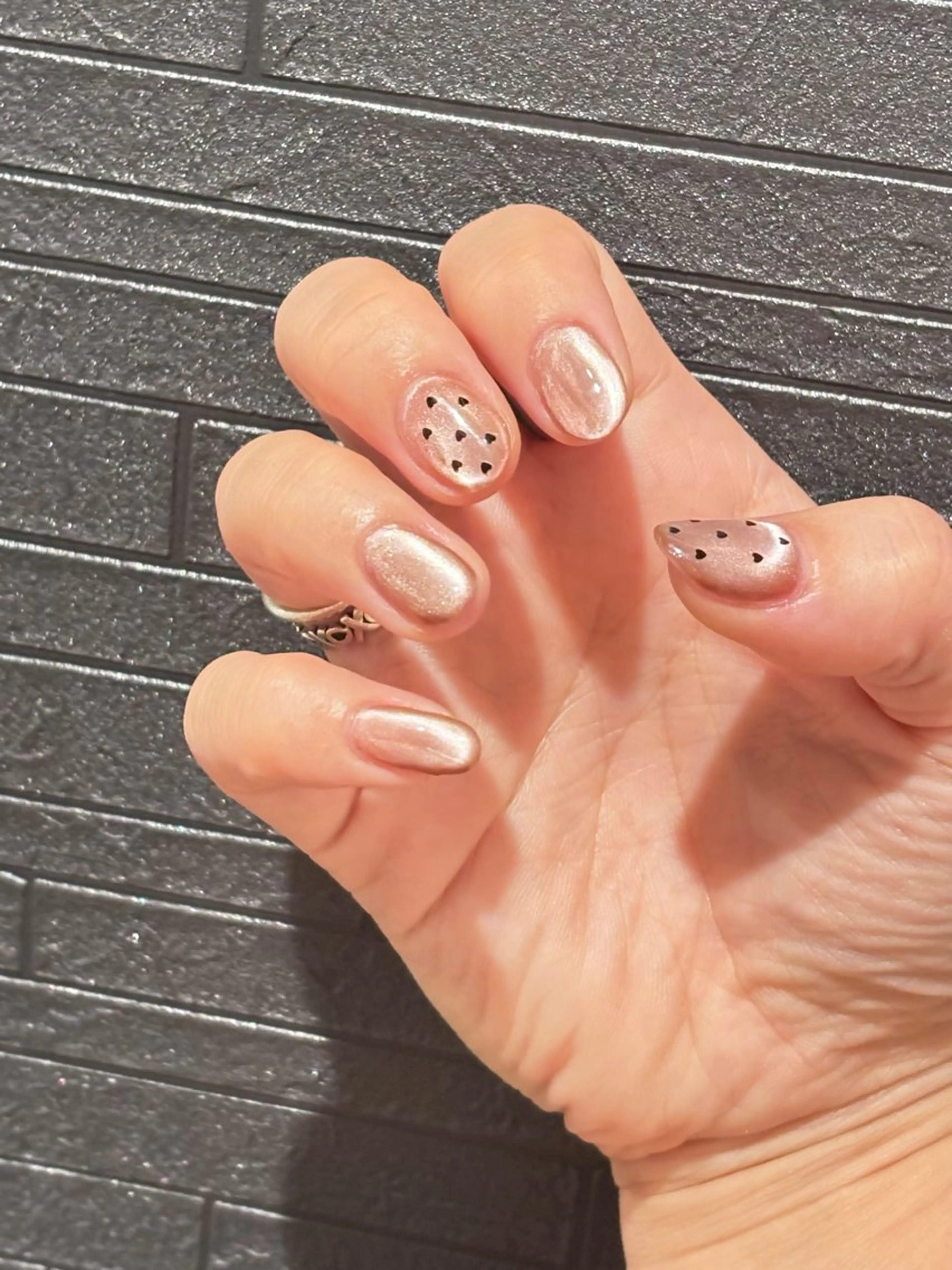 ネイル ドット ハート マグネットネイル Lino nailのネイルデザイン