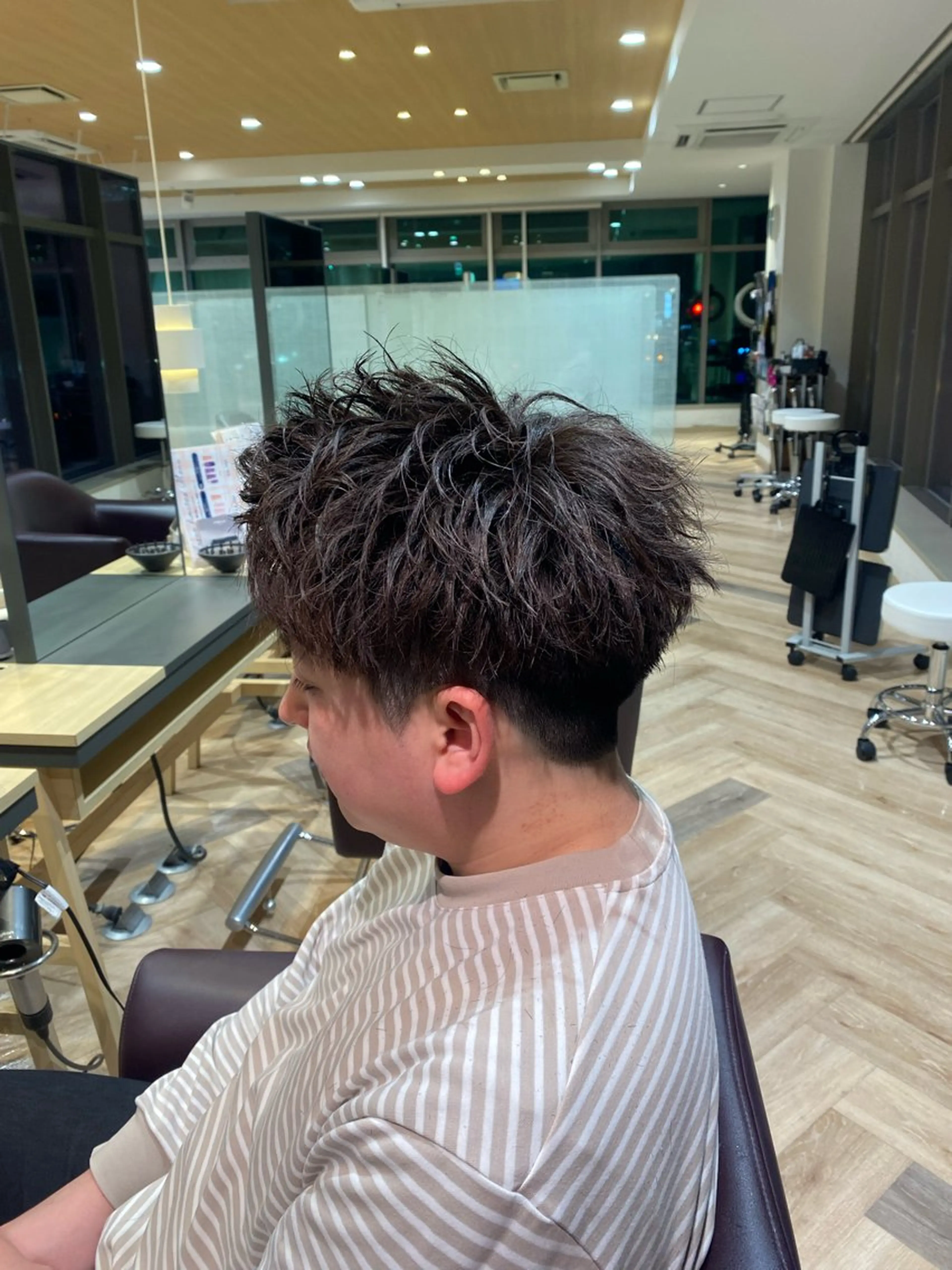 メンズ メンズ特化/フェザー /パーマ/伊勢元のヘアスタイル