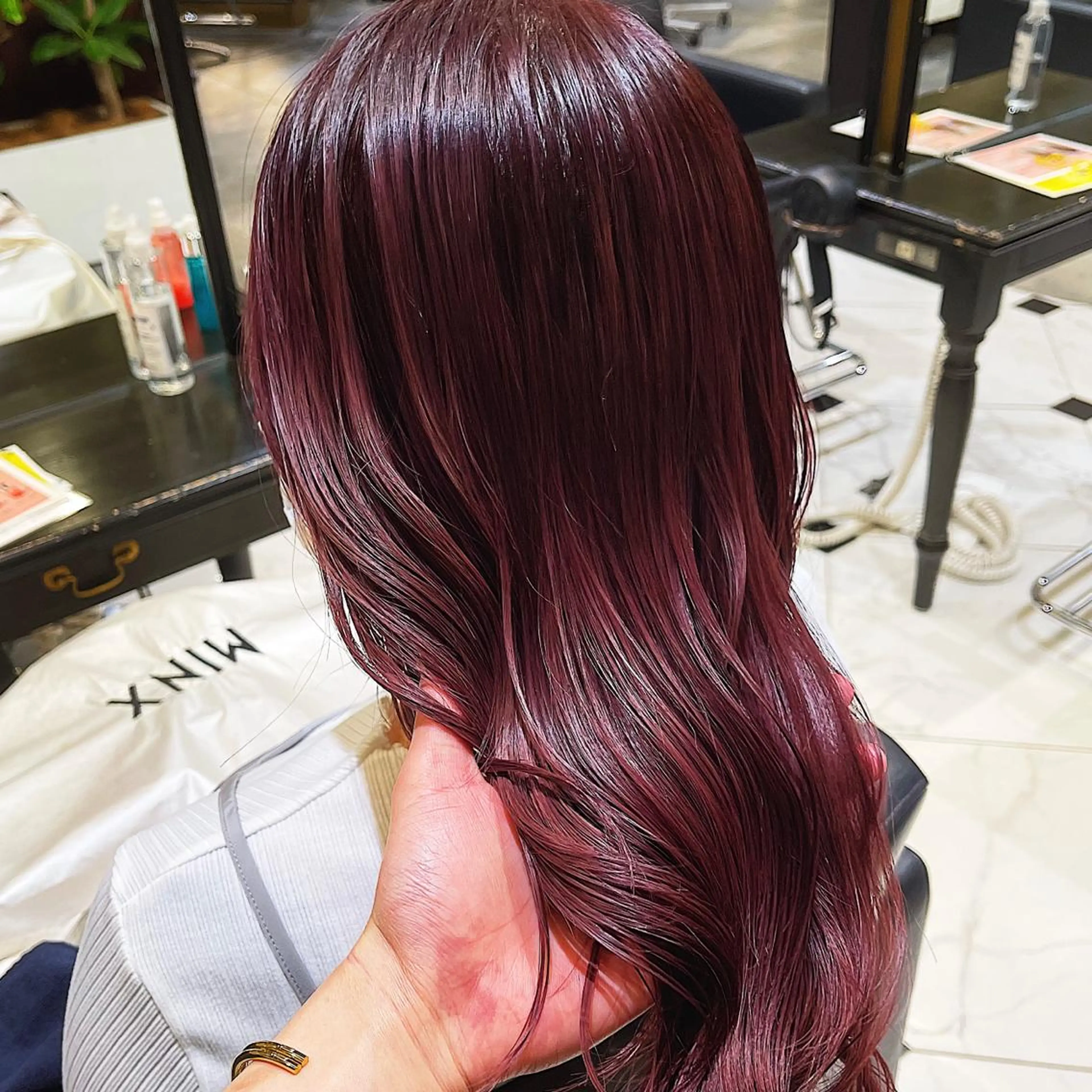 ロング カラー カシス ピンクカラー 🌈モテるベージュ カラー💕成島 宙のヘアスタイル