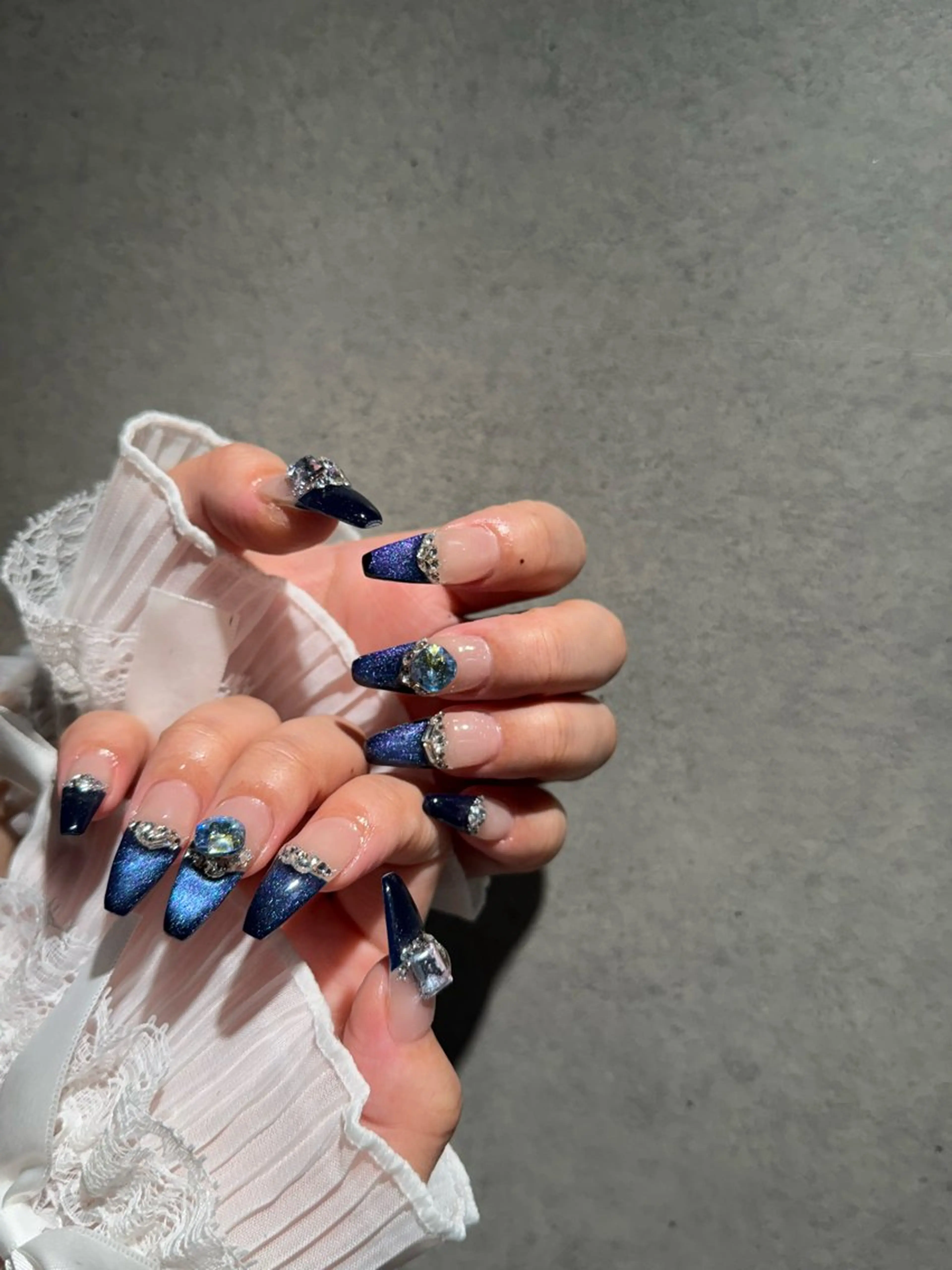 ネイル I-nailロング /ワンホン/キラキラのネイルデザイン