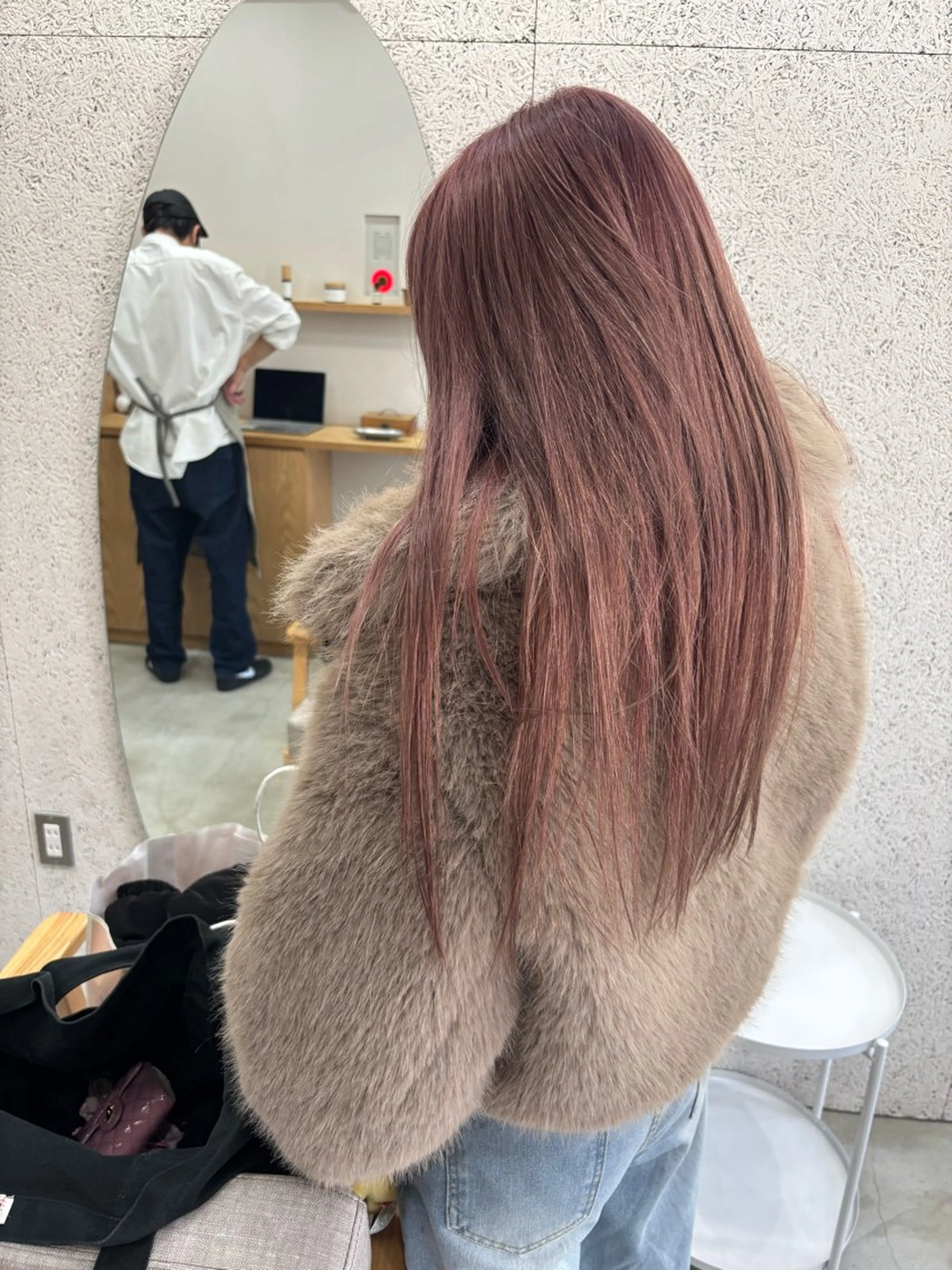 ロング カラー ベージュカラー ブリーチ ピンクカラー ピンクベージュ ヘアカラー イマイ リサのヘアスタイル