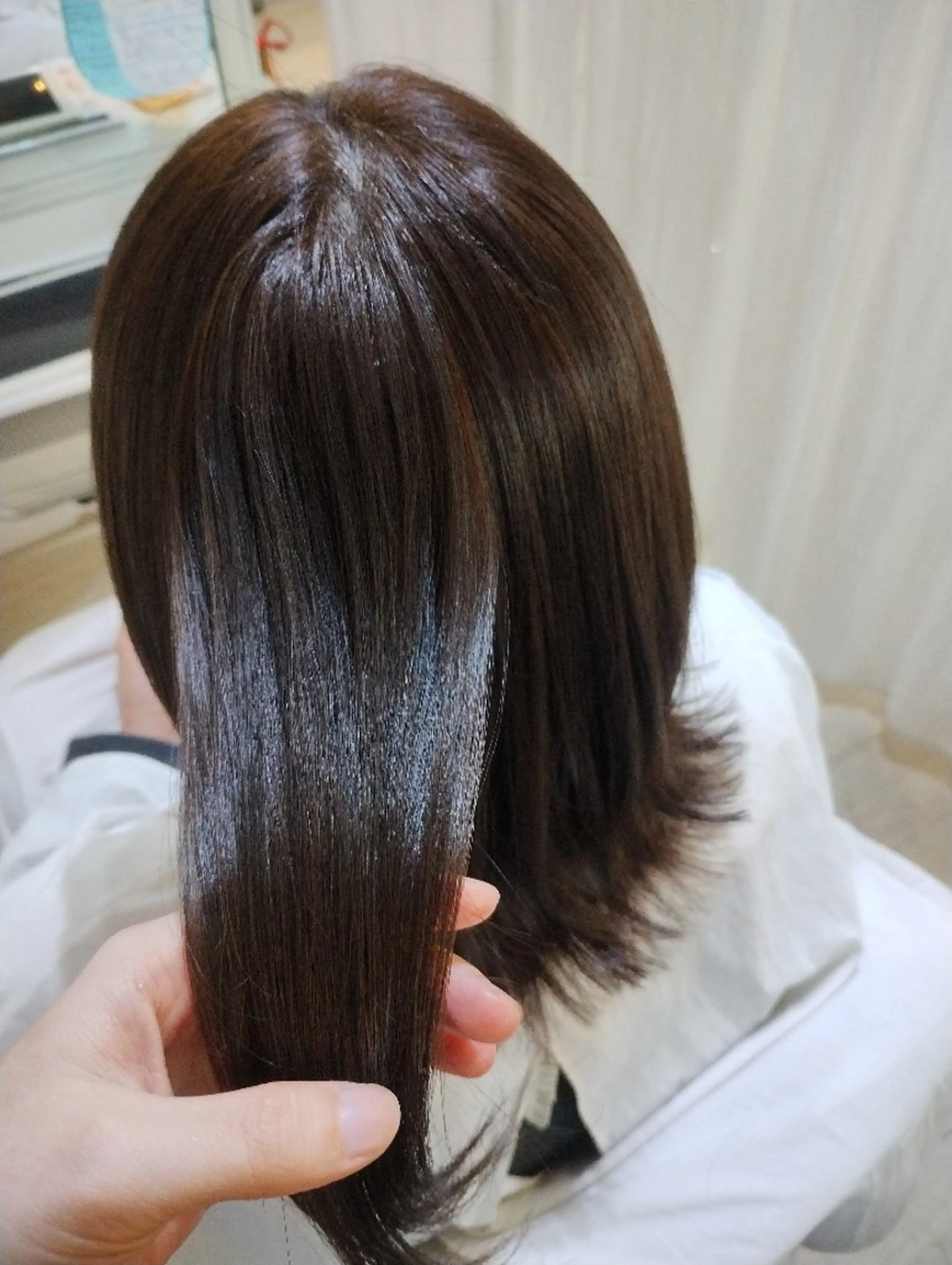 セミロング amiu/カラー/ス パ🐰土井志歩のヘアスタイル