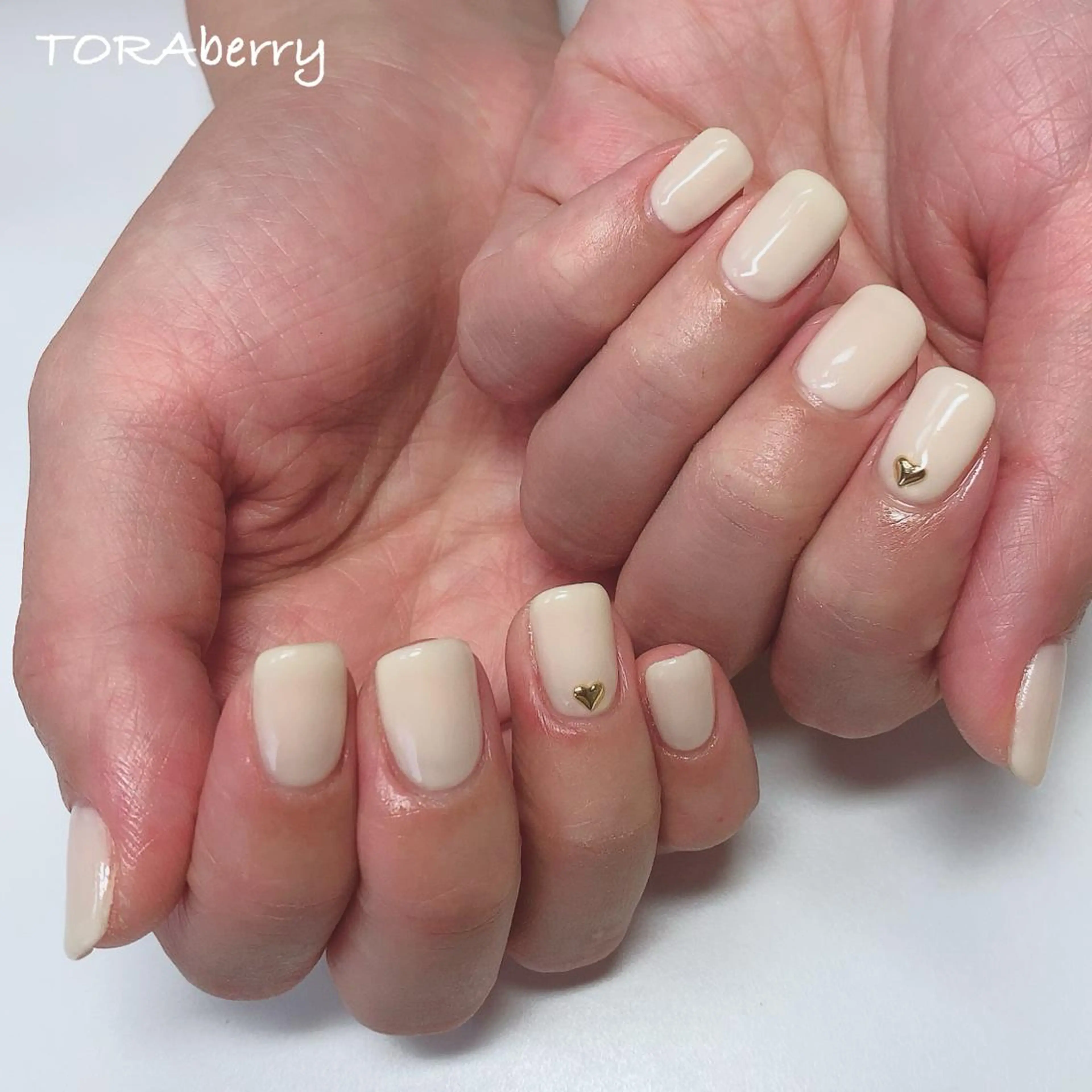 ネイル ハンドネイル ネイリスト なつみのネイルデザイン