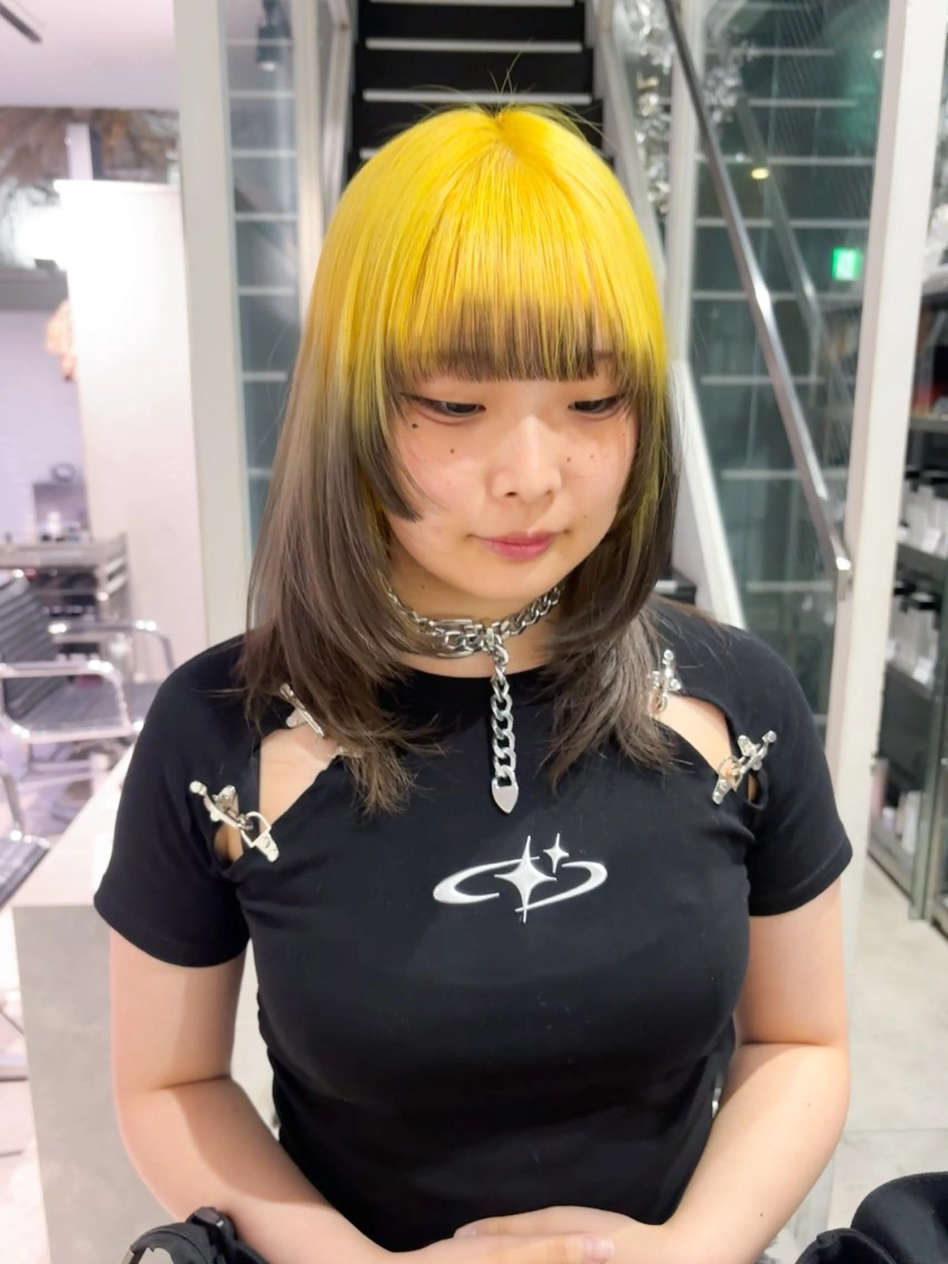 【🩷個性が欲しい方はこちら/ミニモ学割🩷】デザインカラー（ケアブリーチ１回）＋トリートメント[韓国/カラーバター]の写真