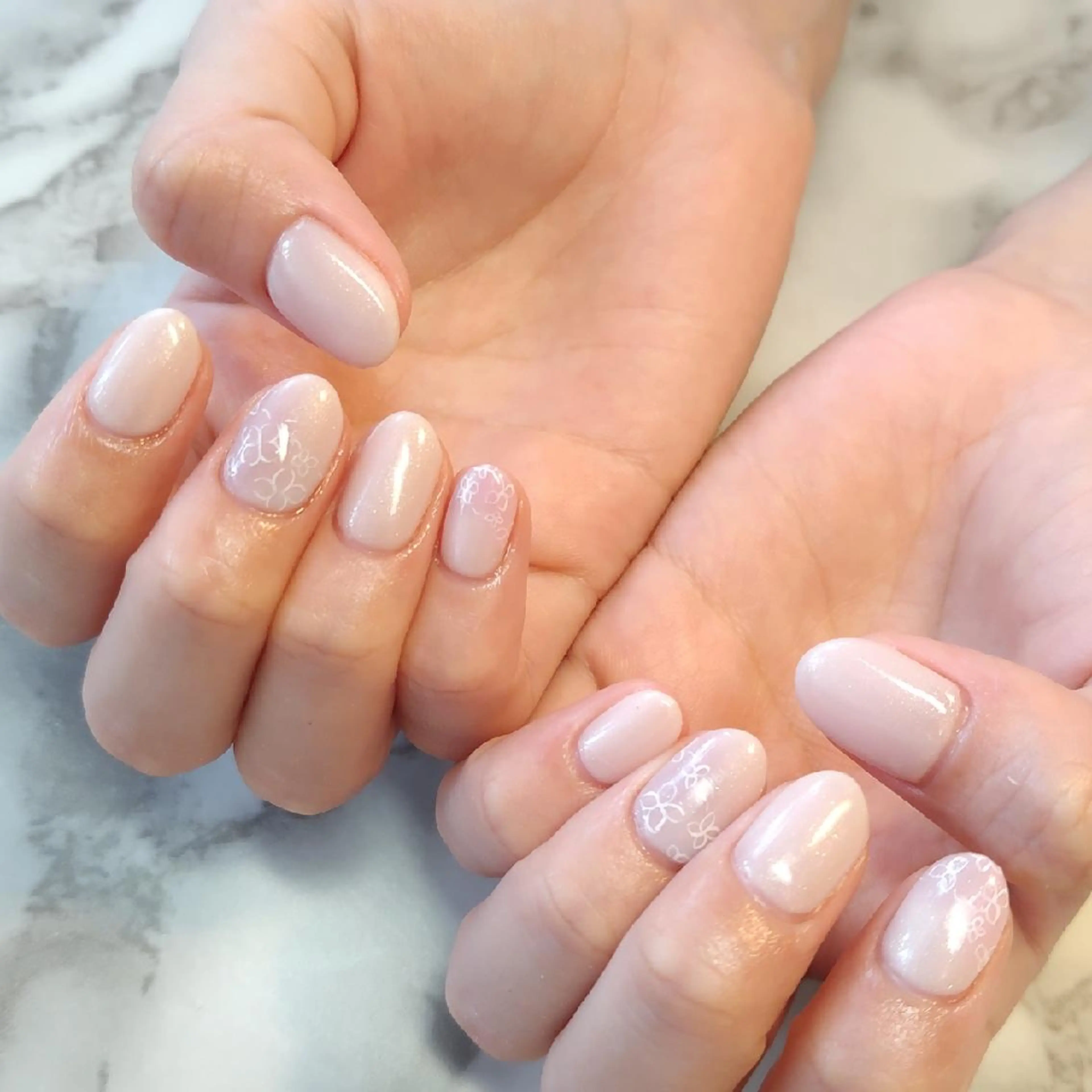 ネイル ジェヌインネイル 河内のネイルデザイン