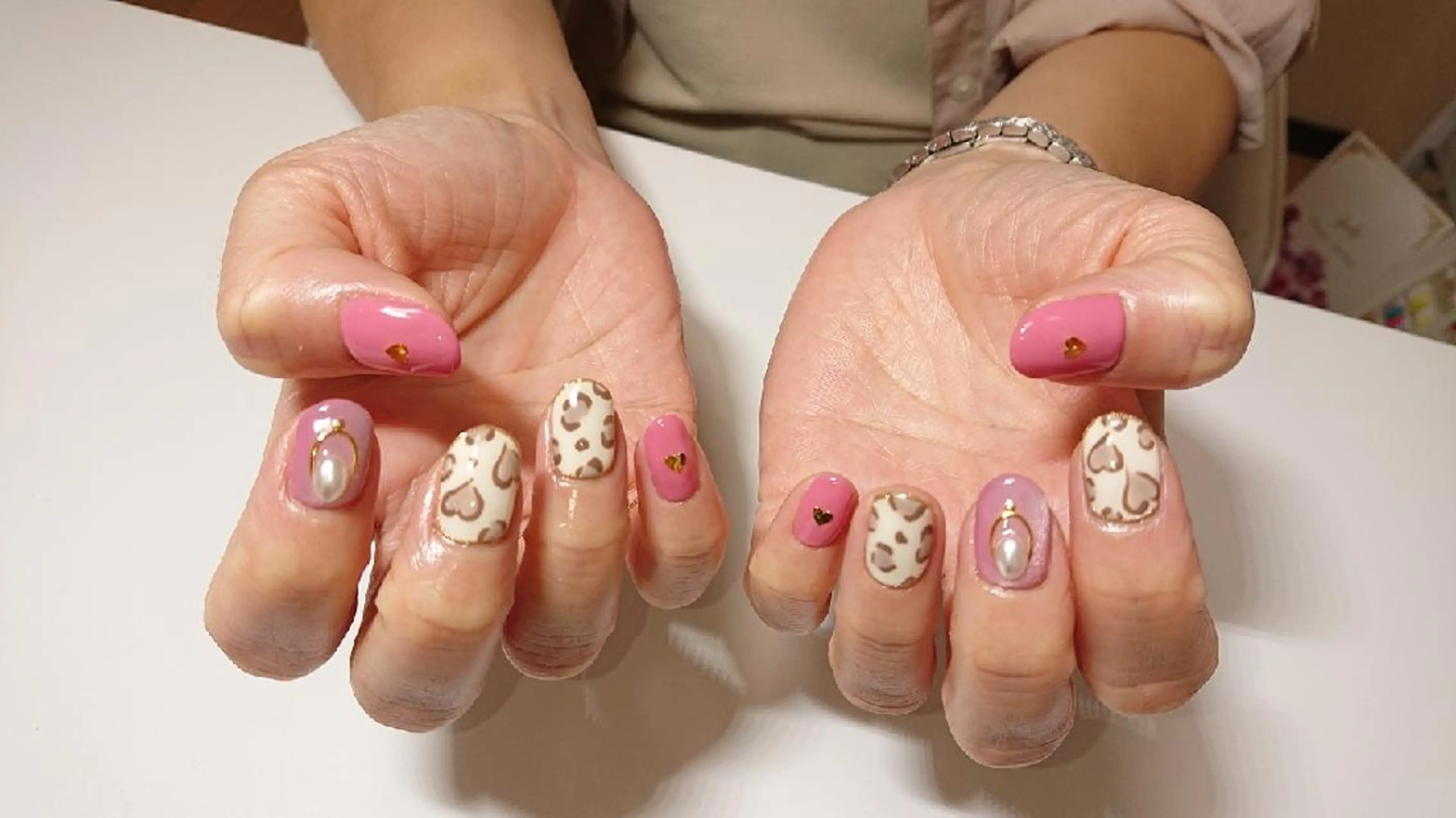 ネイル アニマル柄 JEWEL nailのネイルデザイン