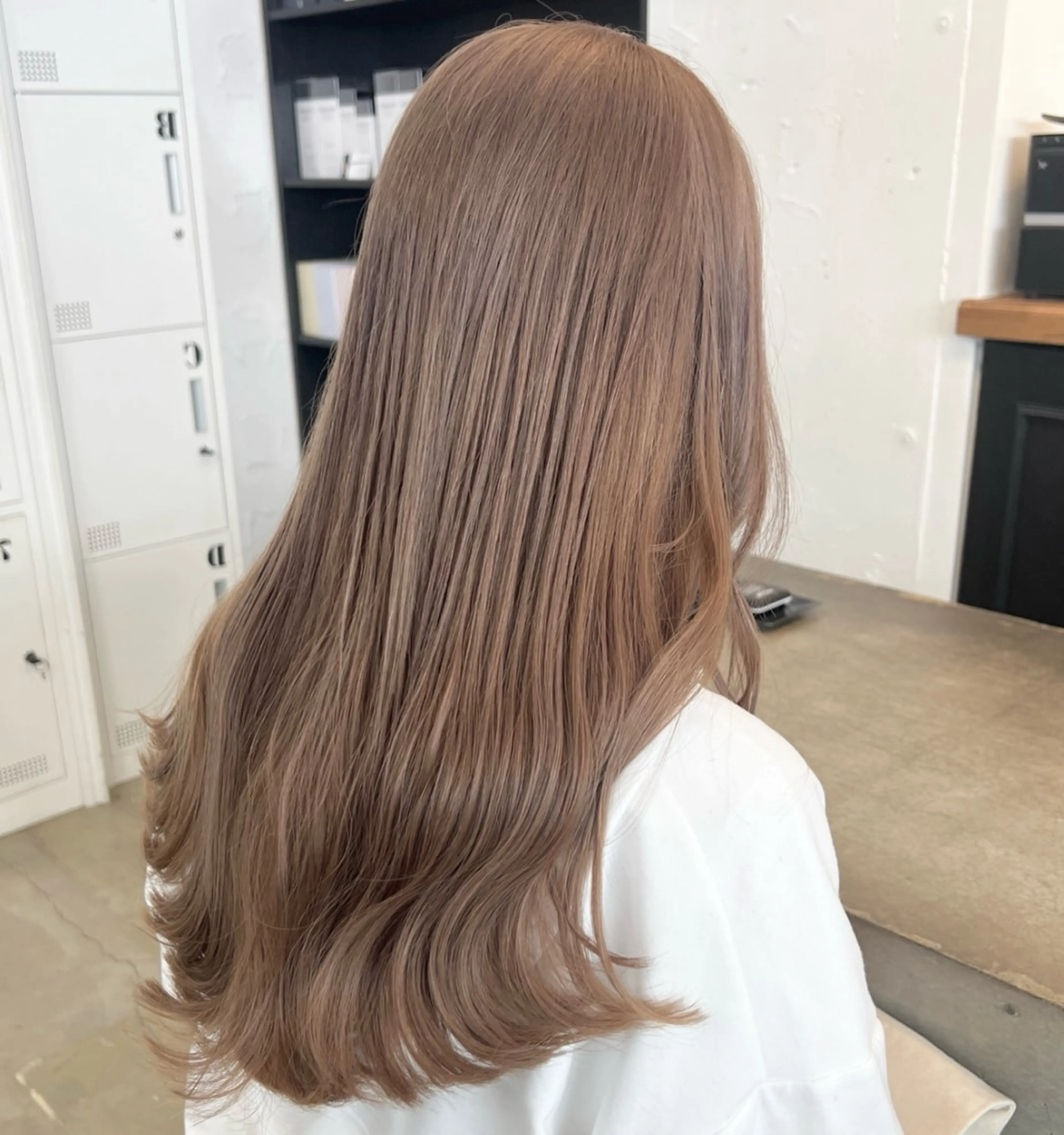 カラー ブリーチカラー×艶 🍨mihoのヘアスタイル