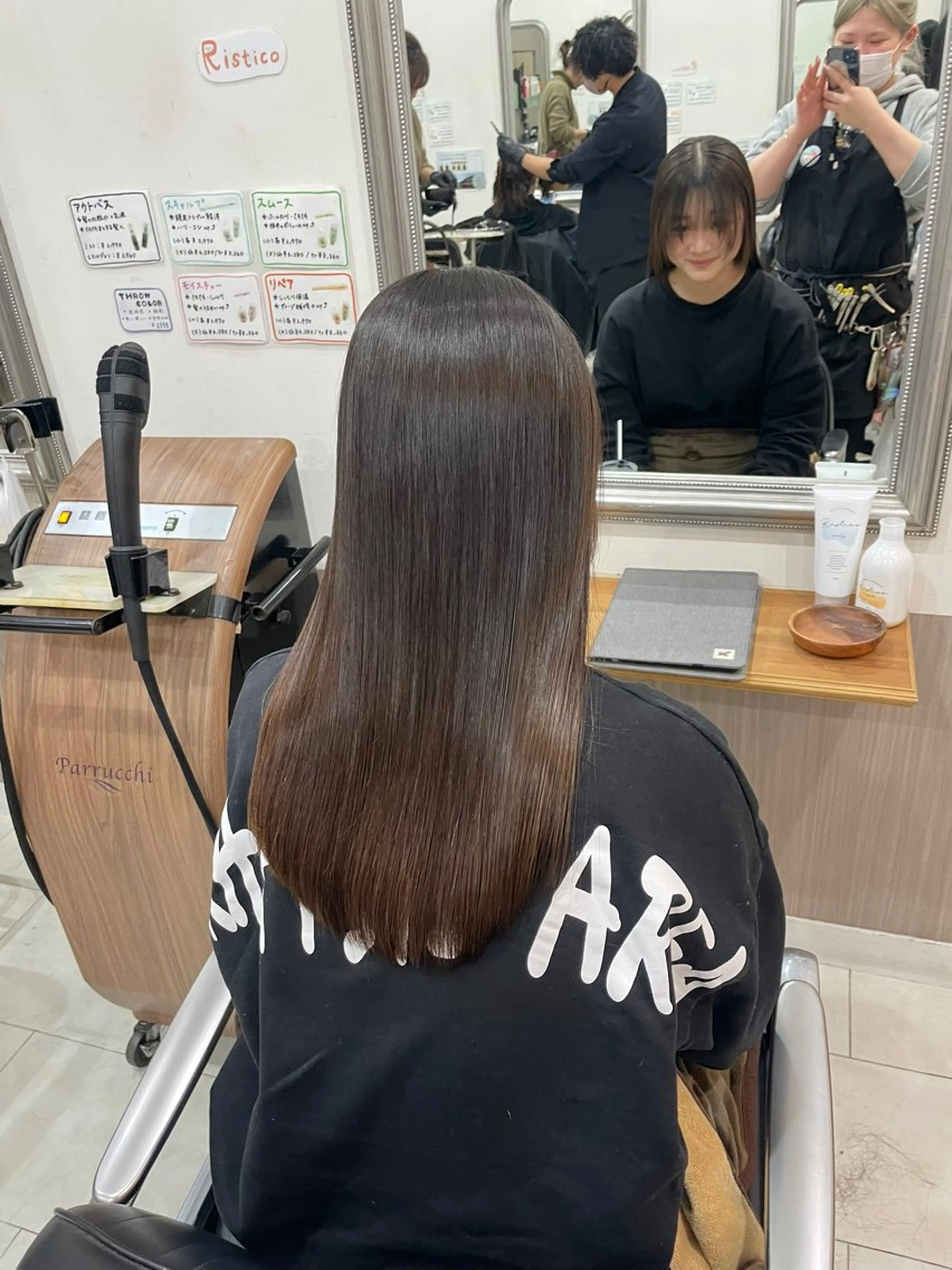 セミロング 髪質改善 トリートメント Hika.ハイトーン 髪質改善🩵ᩚ🫧のヘアスタイル