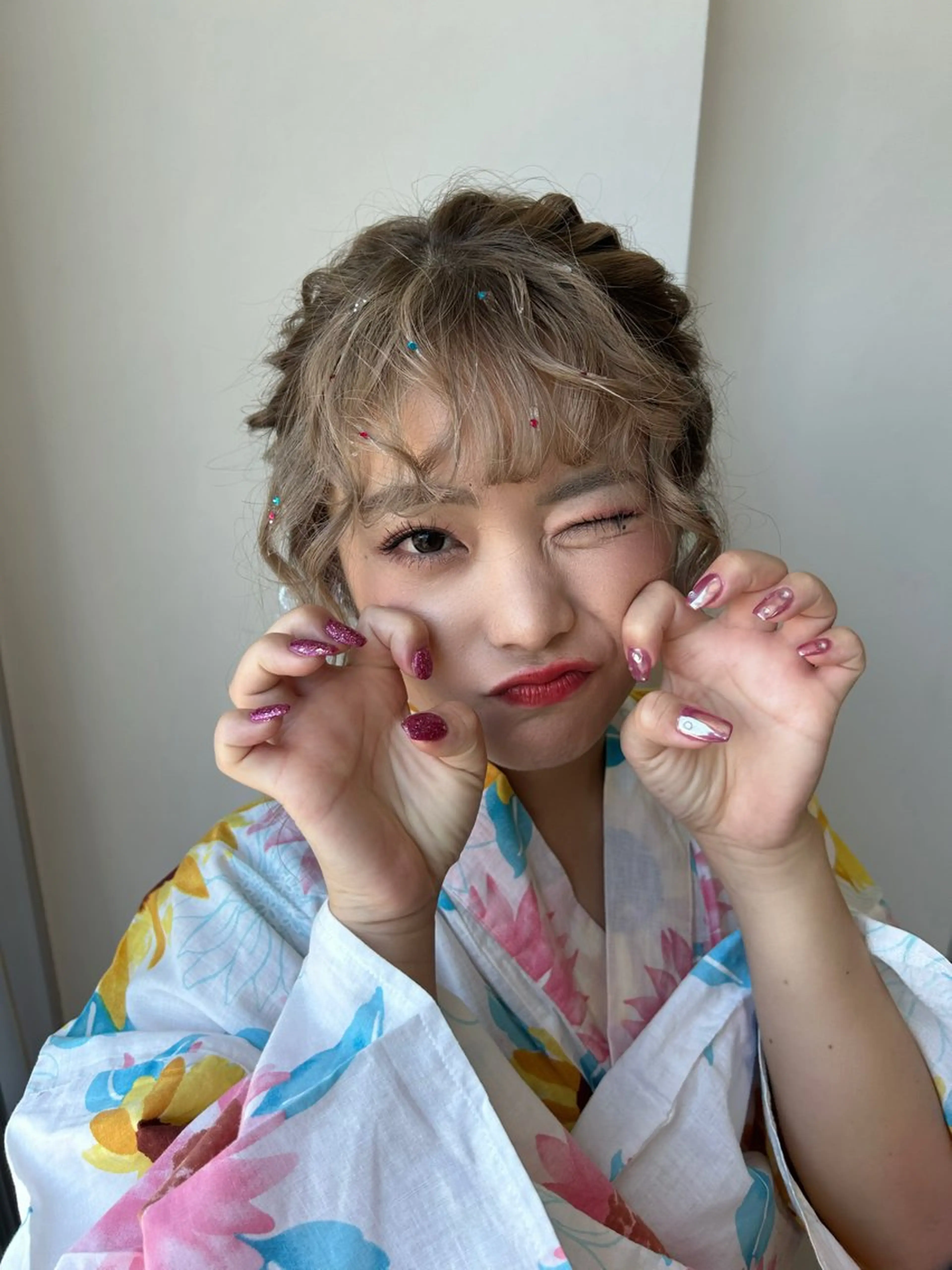 ミディアム ヘアアレンジ Maho/海外 レイヤー/ハッシュのヘアスタイル