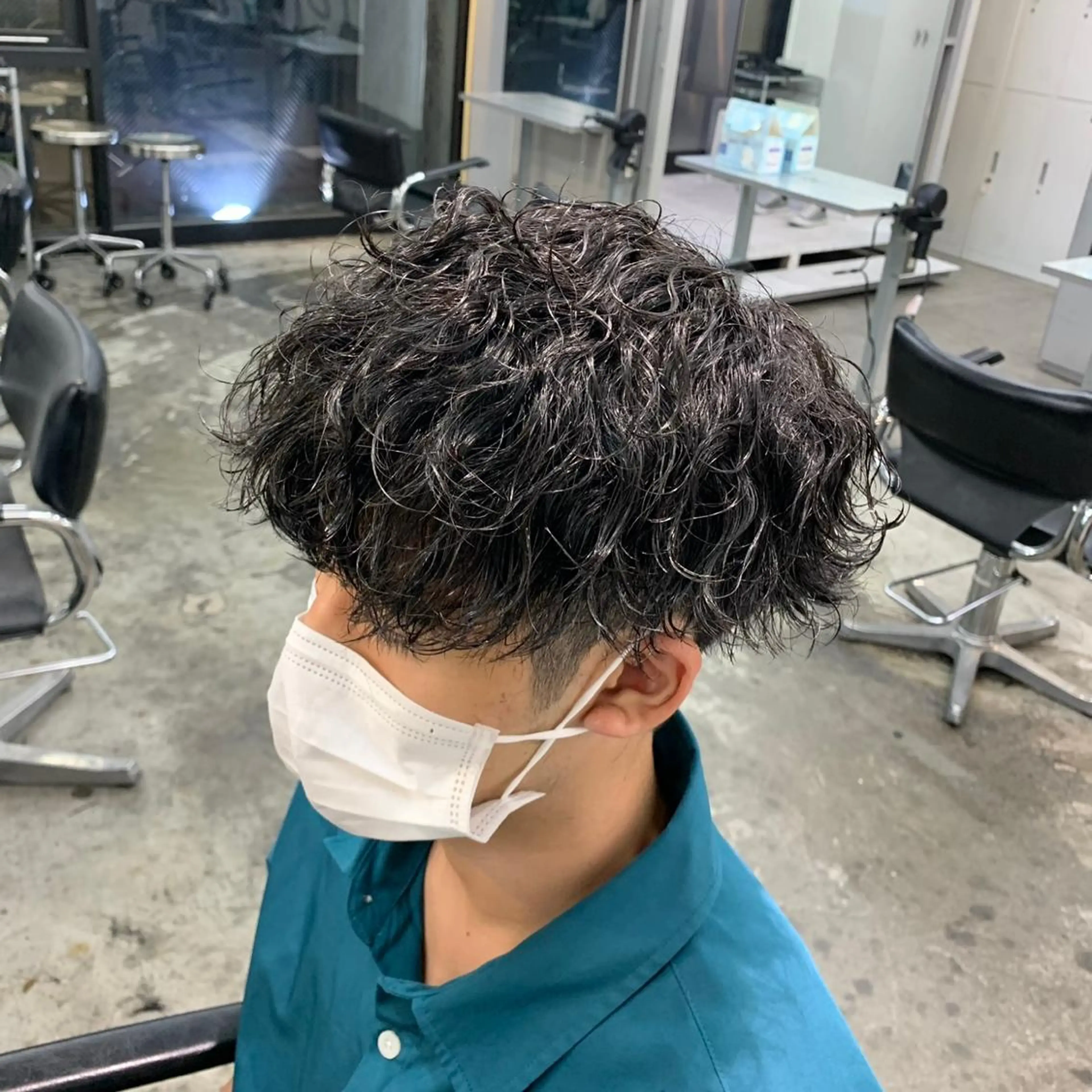 ショート パーマ メンズ メンズパーマ 波巻きパーマ カット パーマ メンズ特化美容師/ 藤戸 椋のヘアスタイル