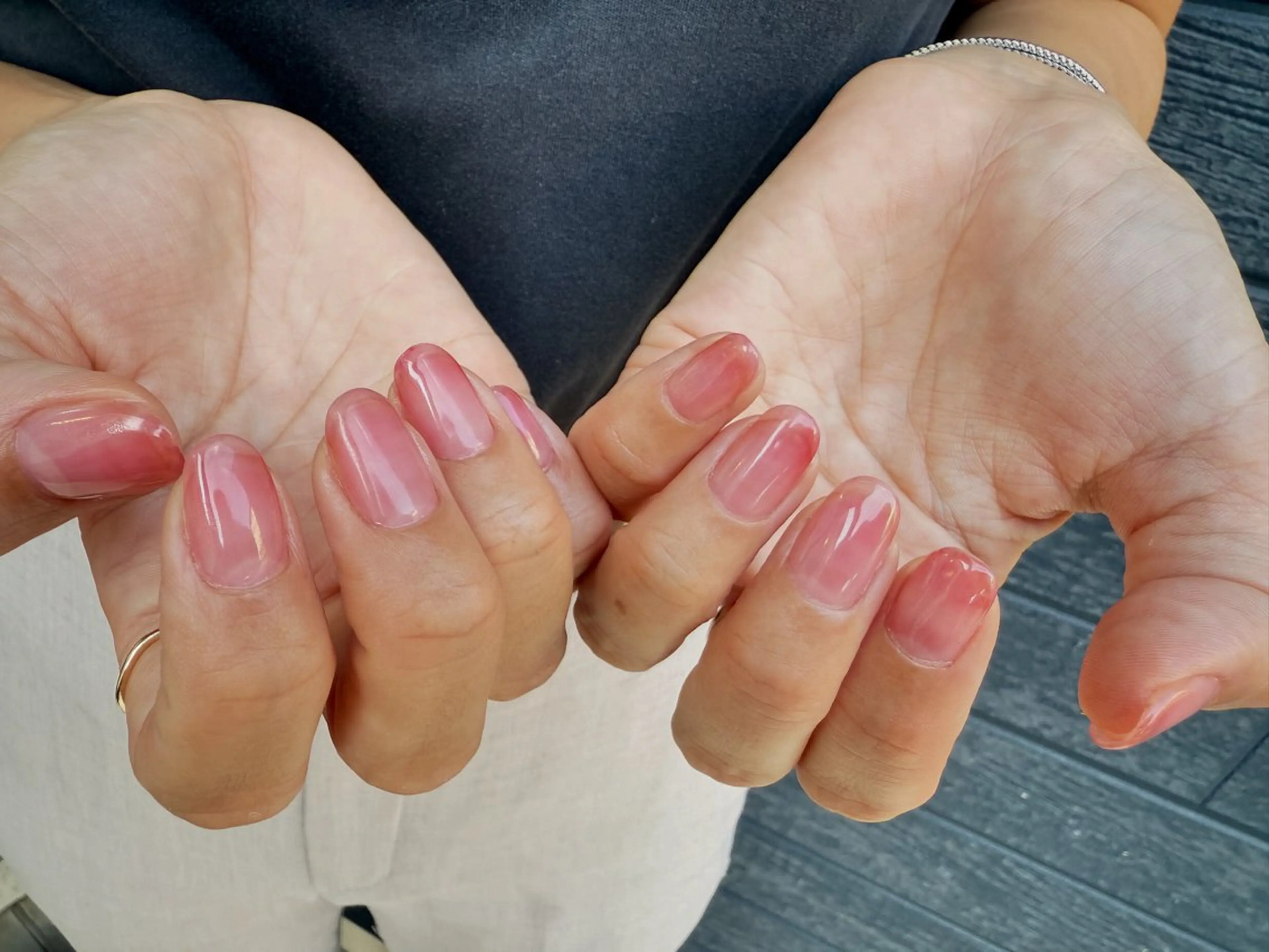 ネイル ワンカラーネイル ハンドネイル cutstudiog .saekoのネイルデザイン