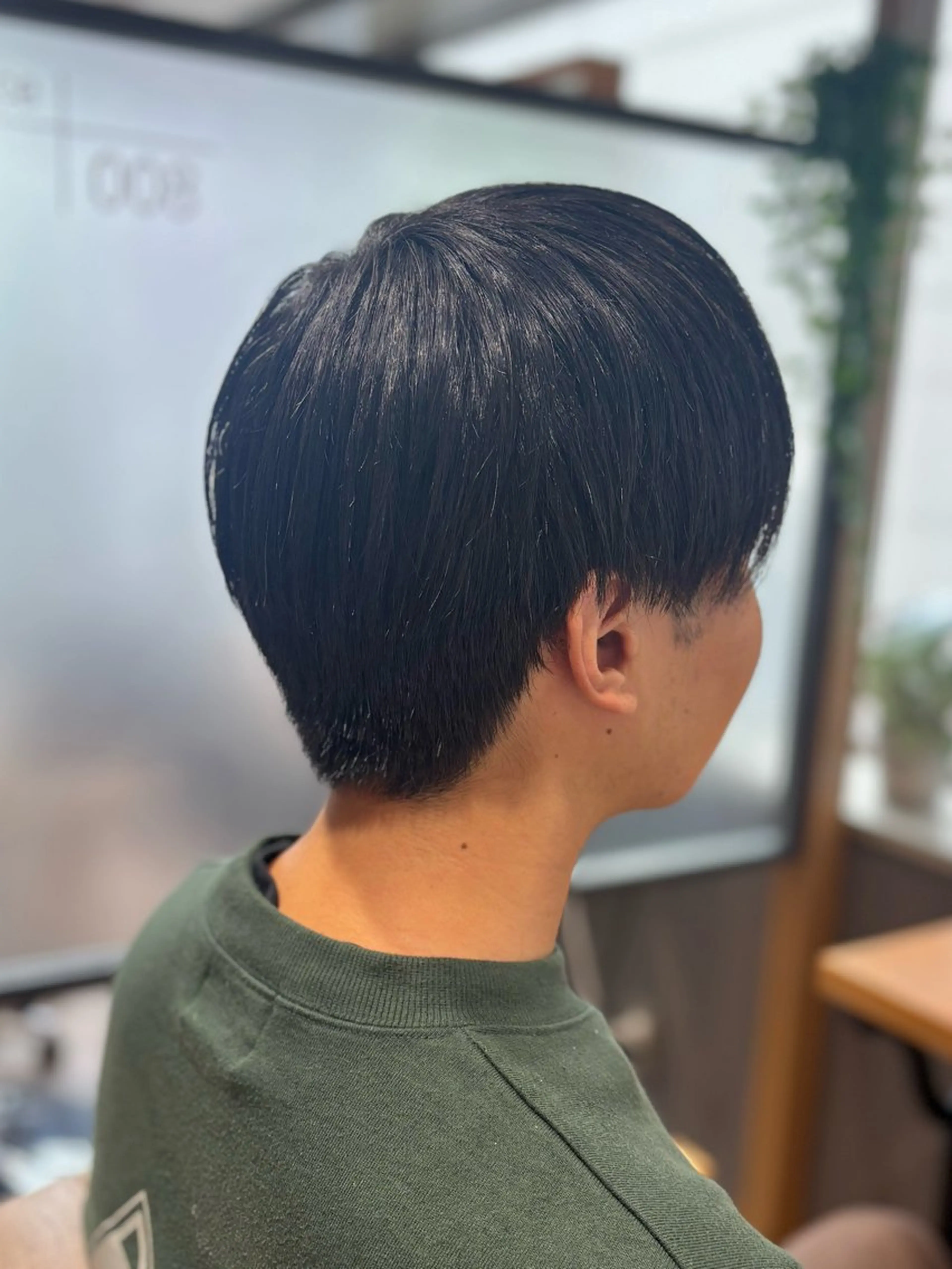 メンズ マッシュ 刈り上げ 大西 かんなのヘアスタイル