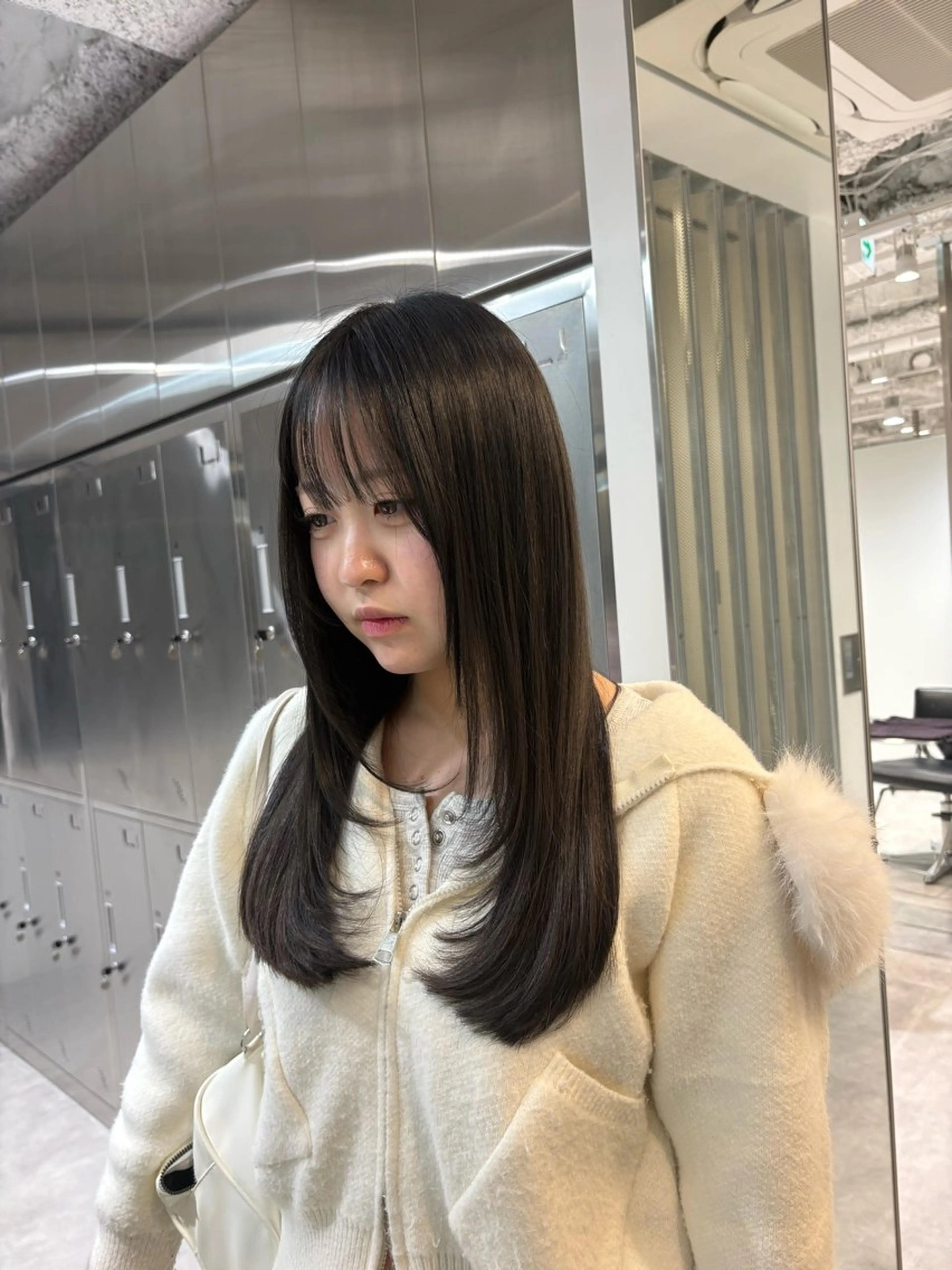 【レディースロング限定】レイヤーカットの写真