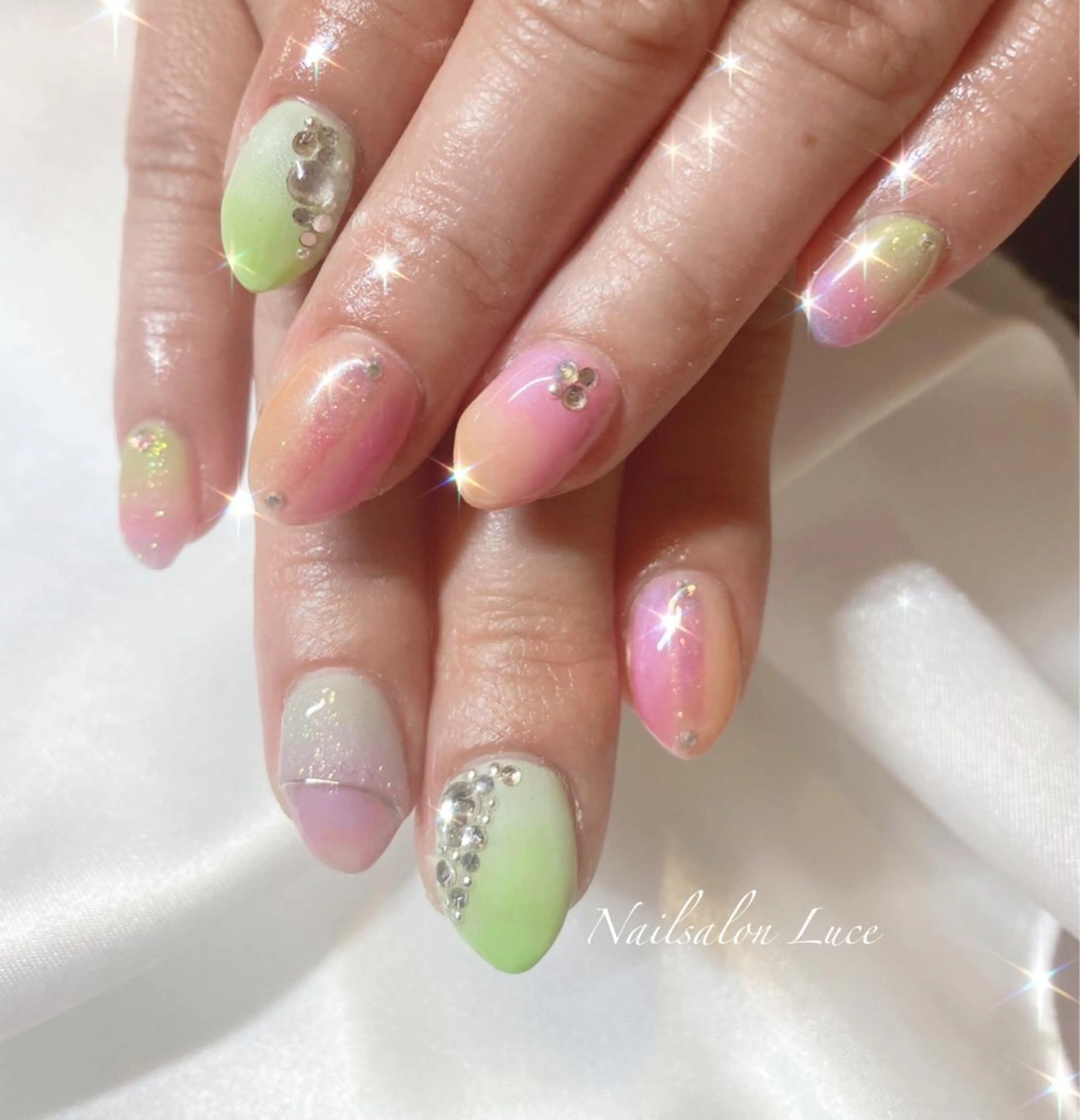 ネイル ワンカラーネイル まつ毛、ネイル& 脱毛サロン　Lのマツエク・マツパデザイン