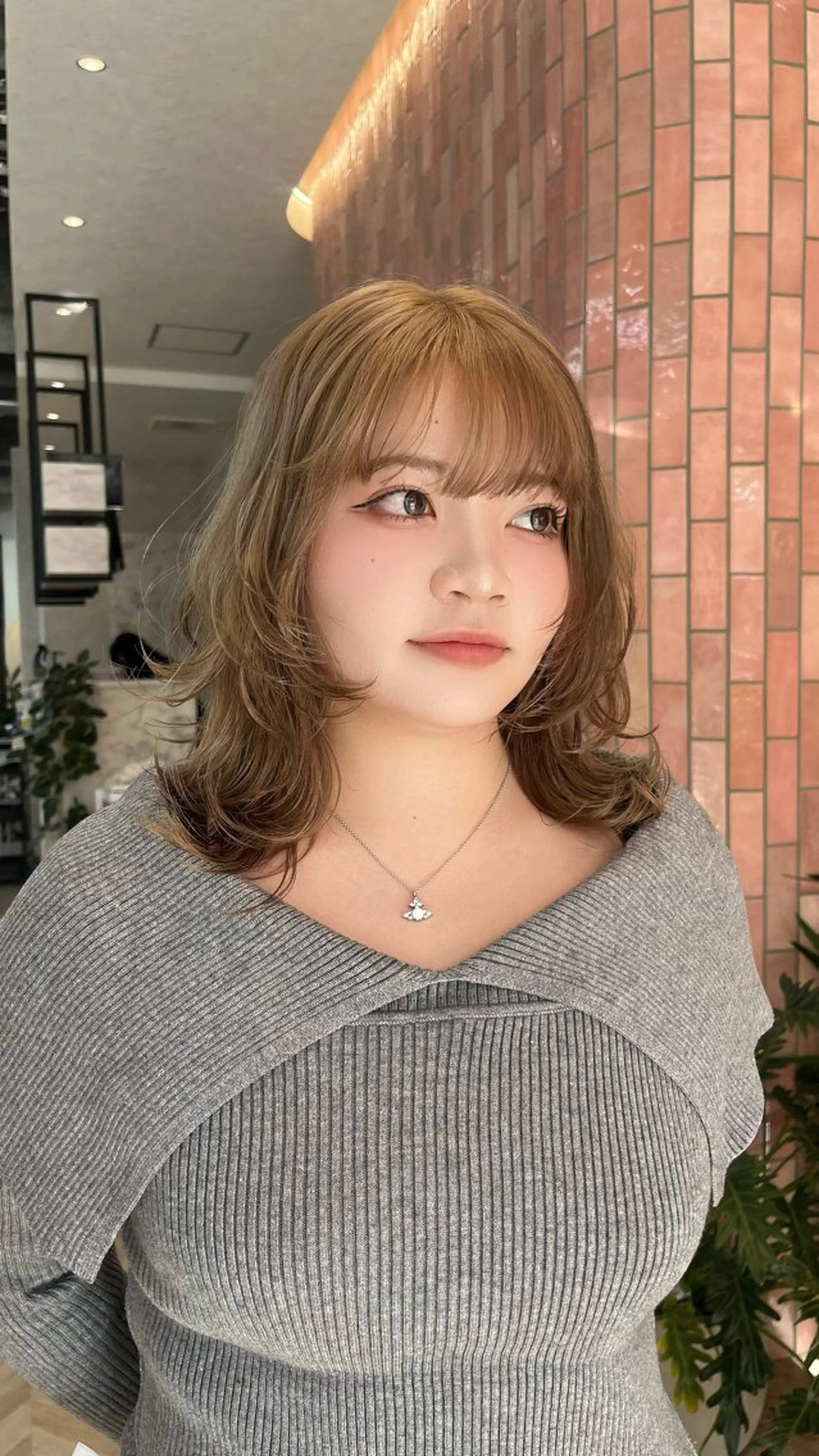 ミディアム カラー 柔らかい艶暖色 レイヤー🫧姫汝のヘアスタイル