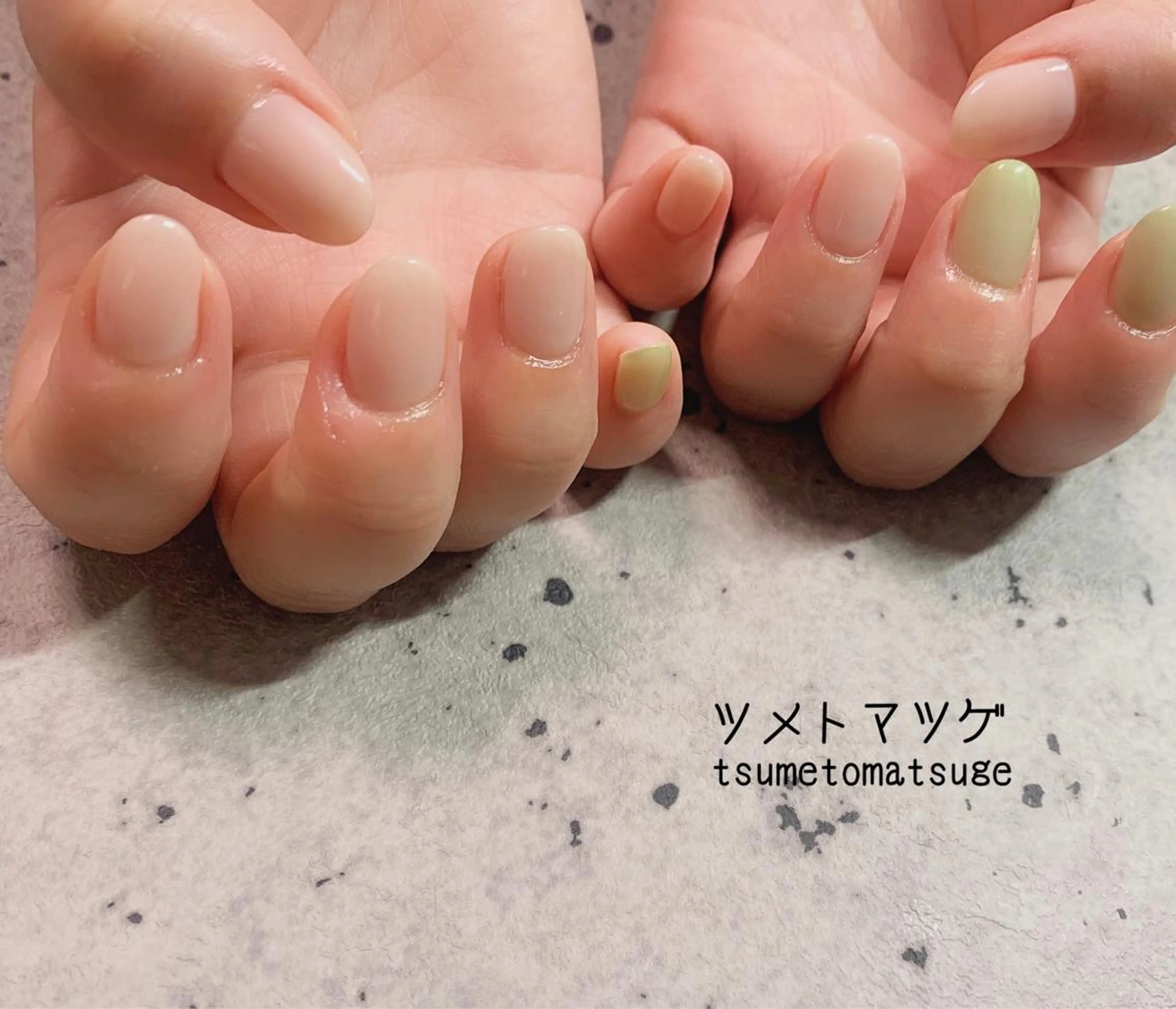 ショート ネイル ハンドネイル ツメトマツゲ .のネイルデザイン