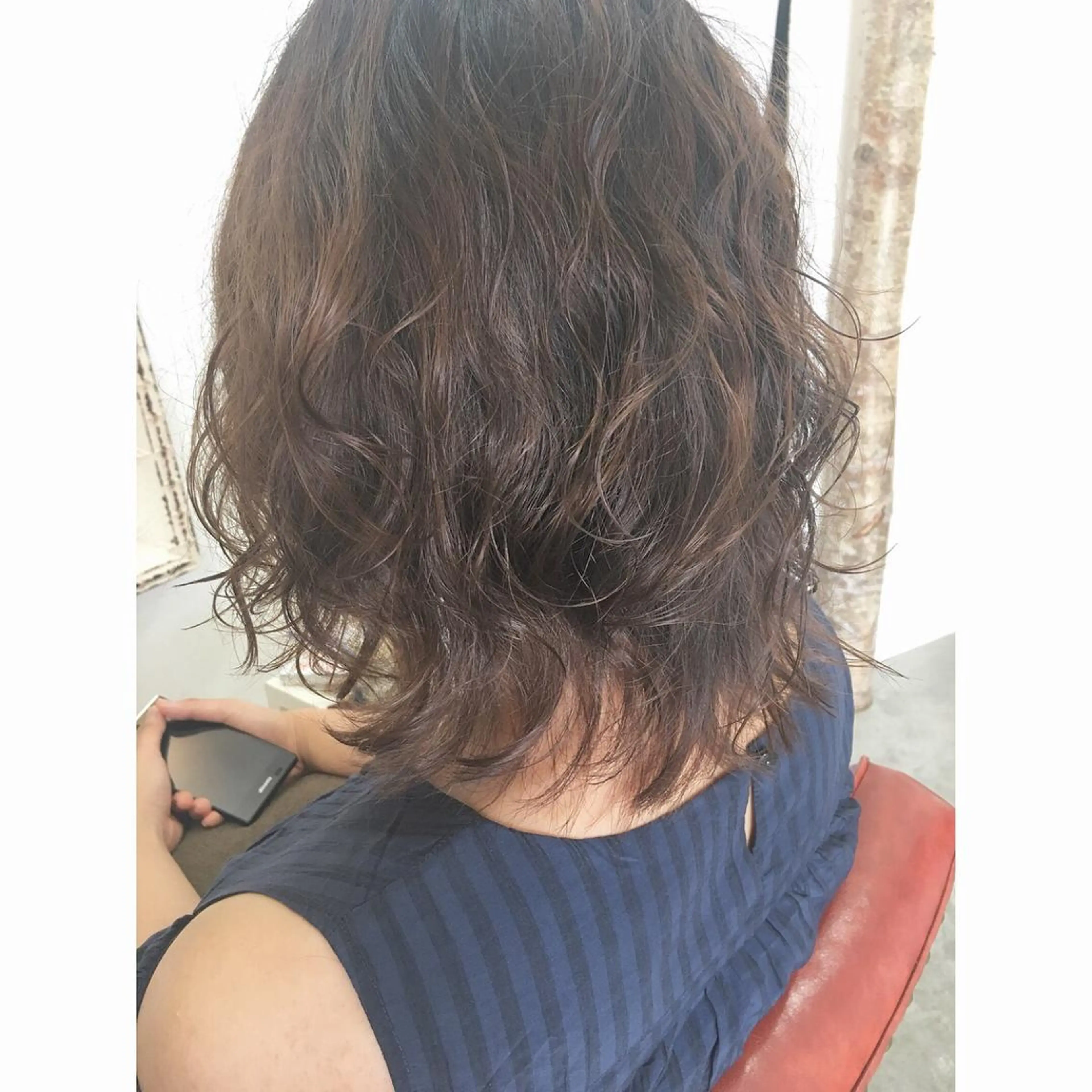 ミディアム カラー ミディアムパーマ fio マナミのヘアスタイル