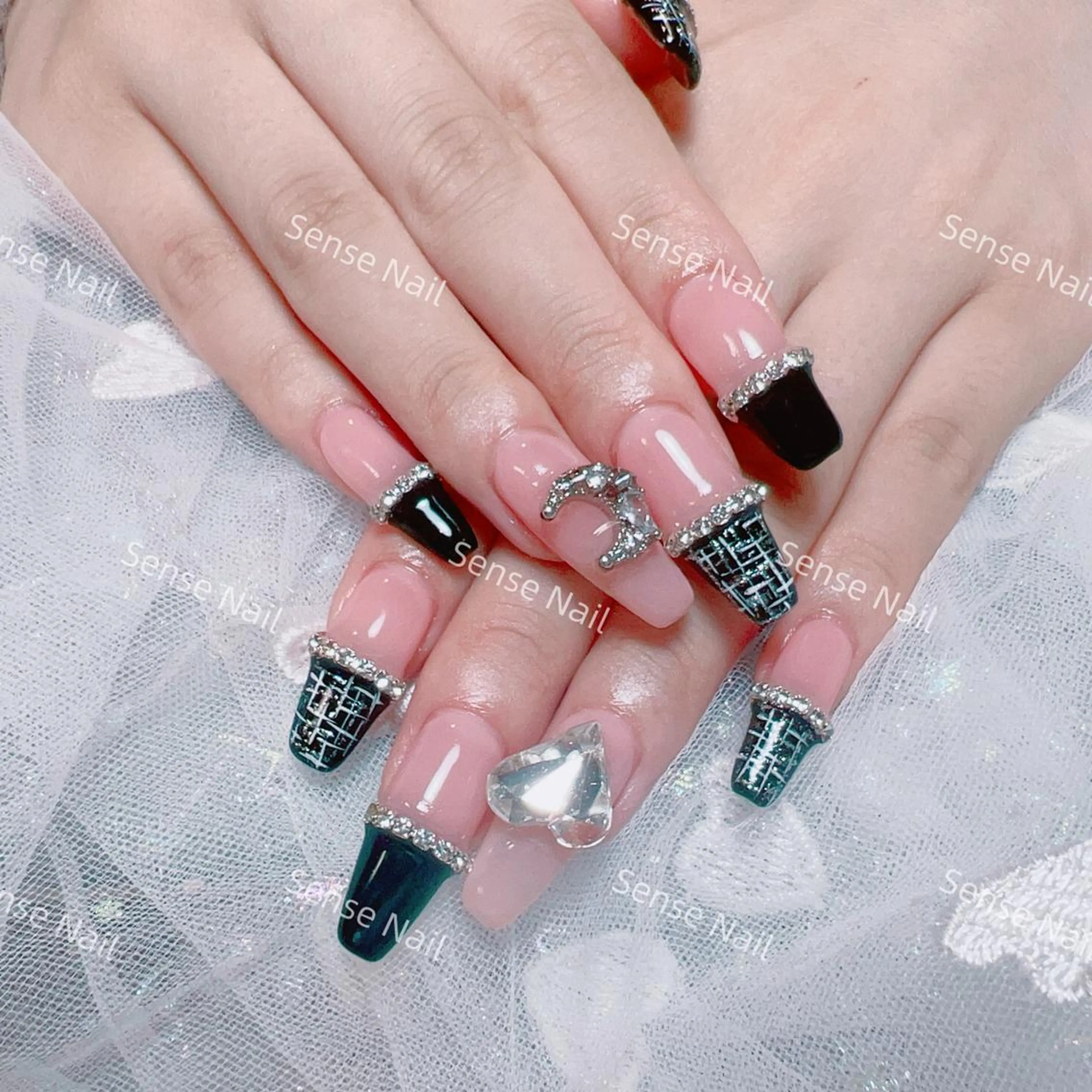 ネイル ハンドネイル ハンドケア 🎀Sense Nail渋谷店🎀のネイルデザイン