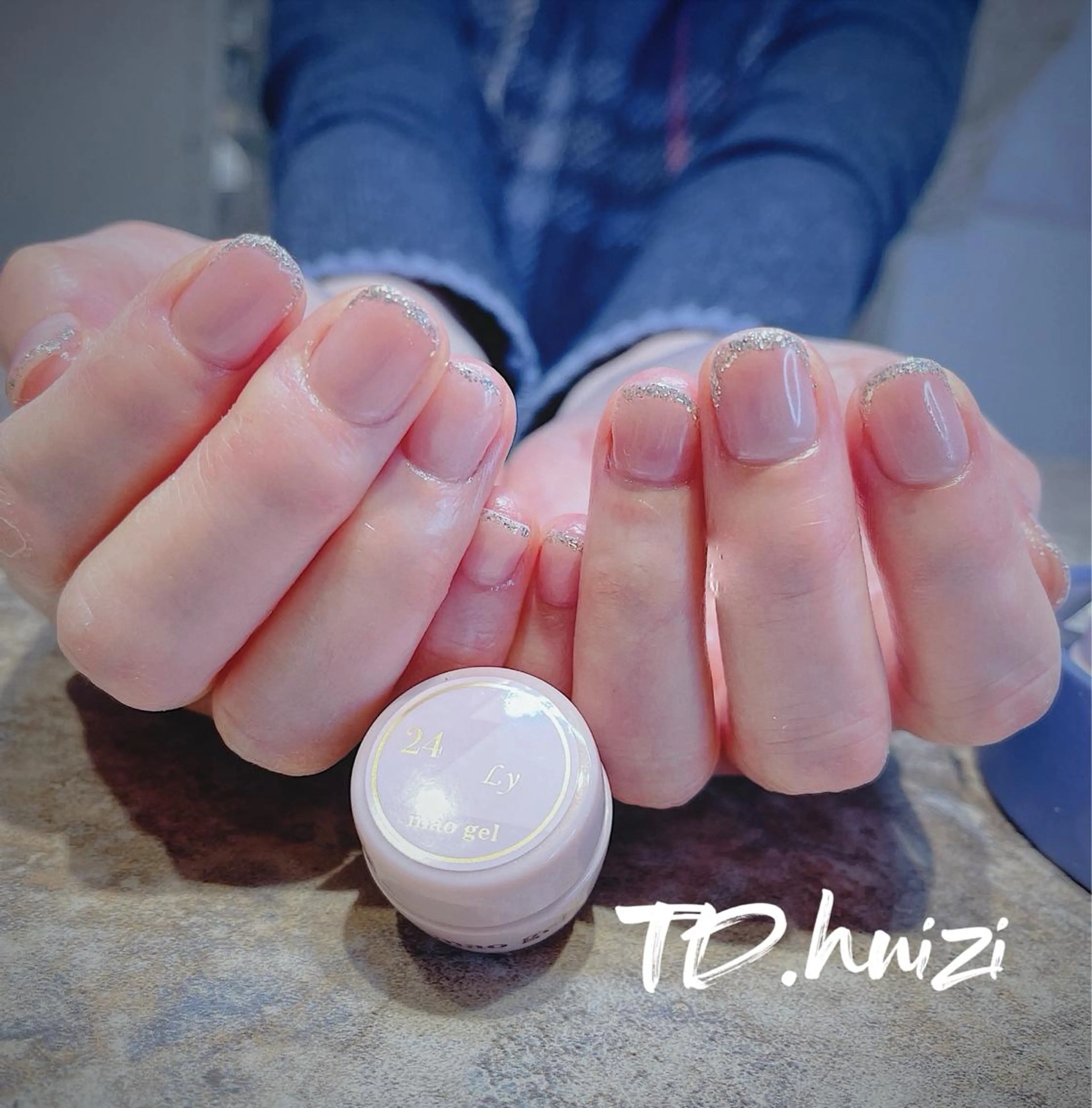 ショート ハンドネイル めぐみのネイルサロン スタッフ練習のネイルデザイン